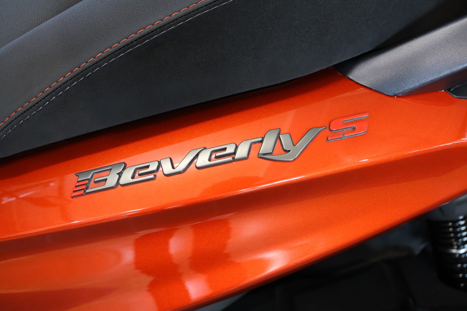 PIAGGIO Beverly 400 Sport-image-10