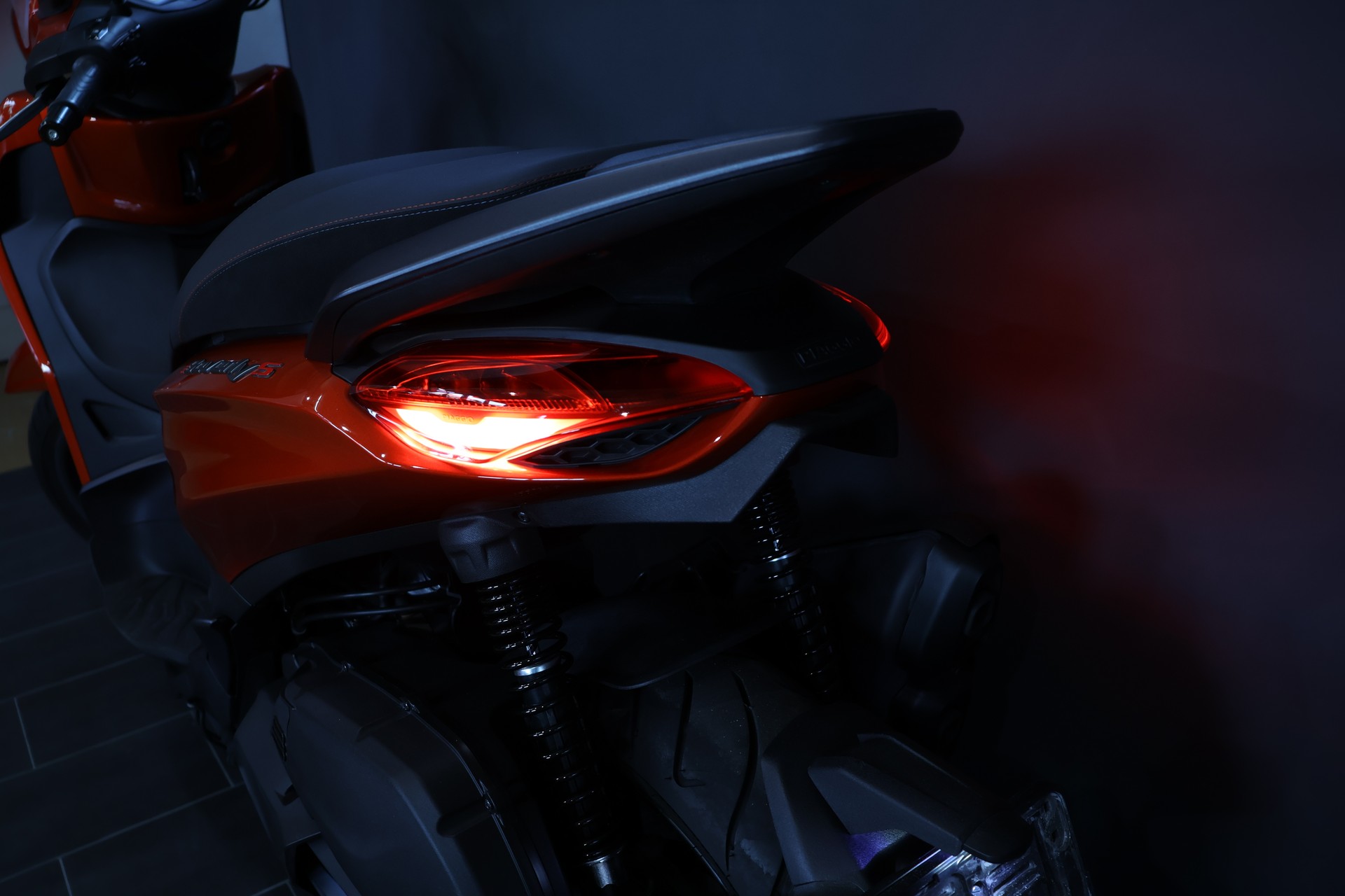 PIAGGIO Beverly 400 Sport-image-7