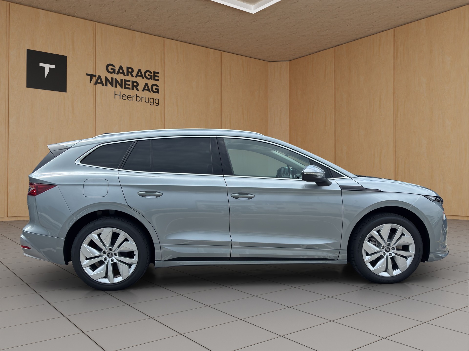 SKODA Enyaq 85x Dynamic 4x4-showroom-element-3