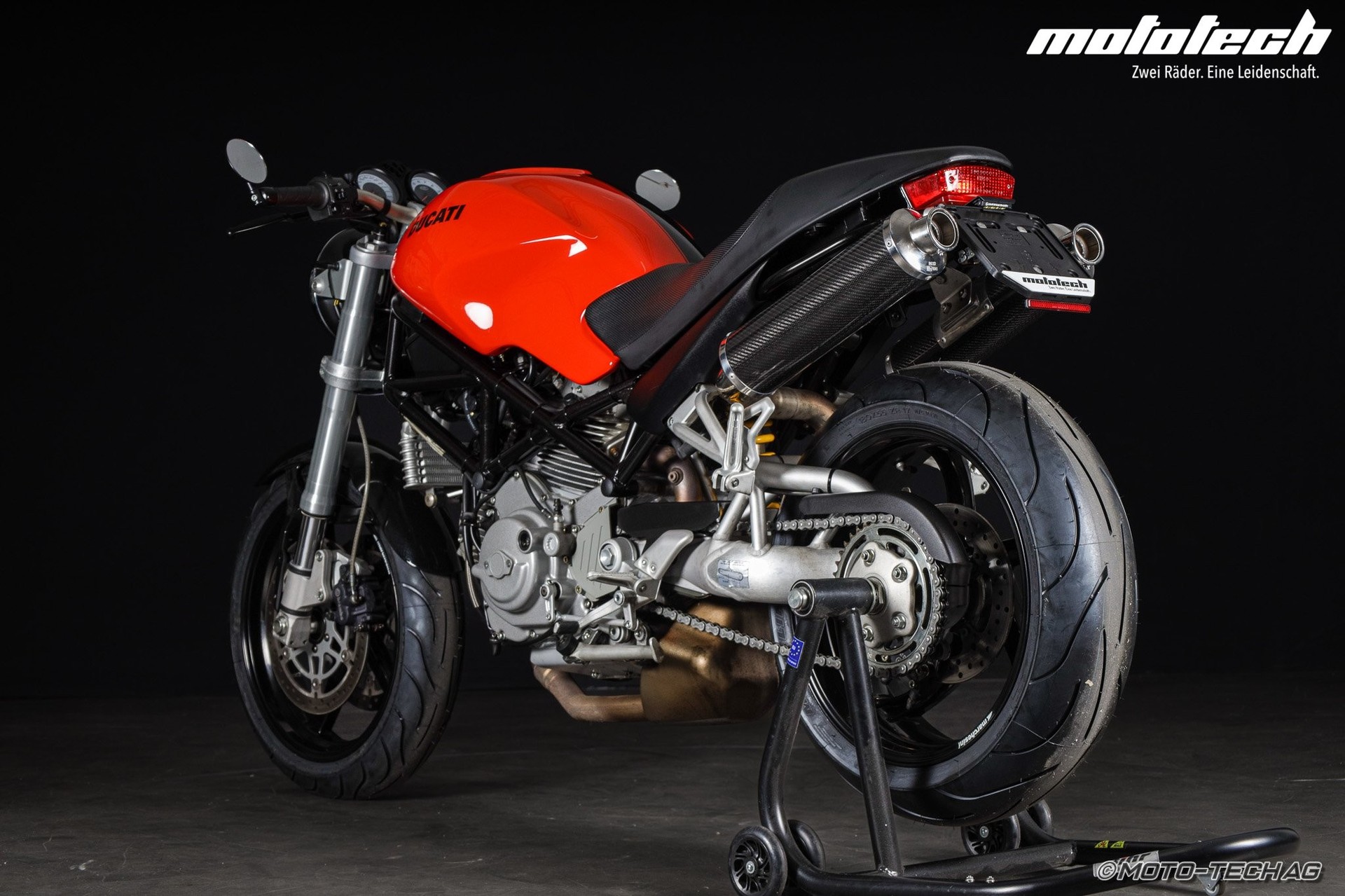 DUCATI Monster 800 S2R-showroom-element-3