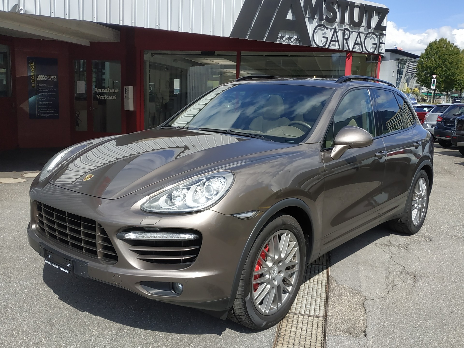 PORSCHE Cayenne Turbo