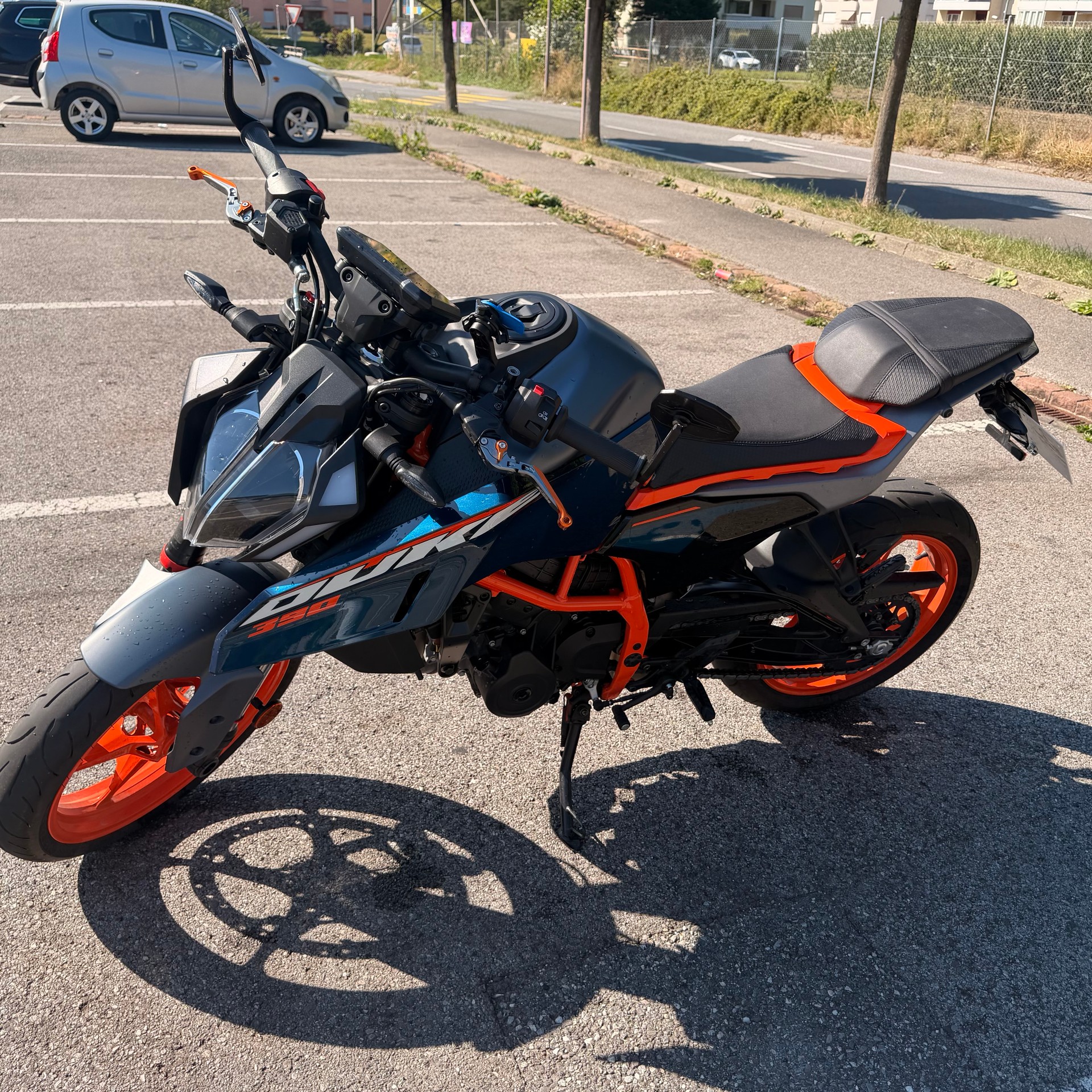 KTM 390 Duke-image-0
