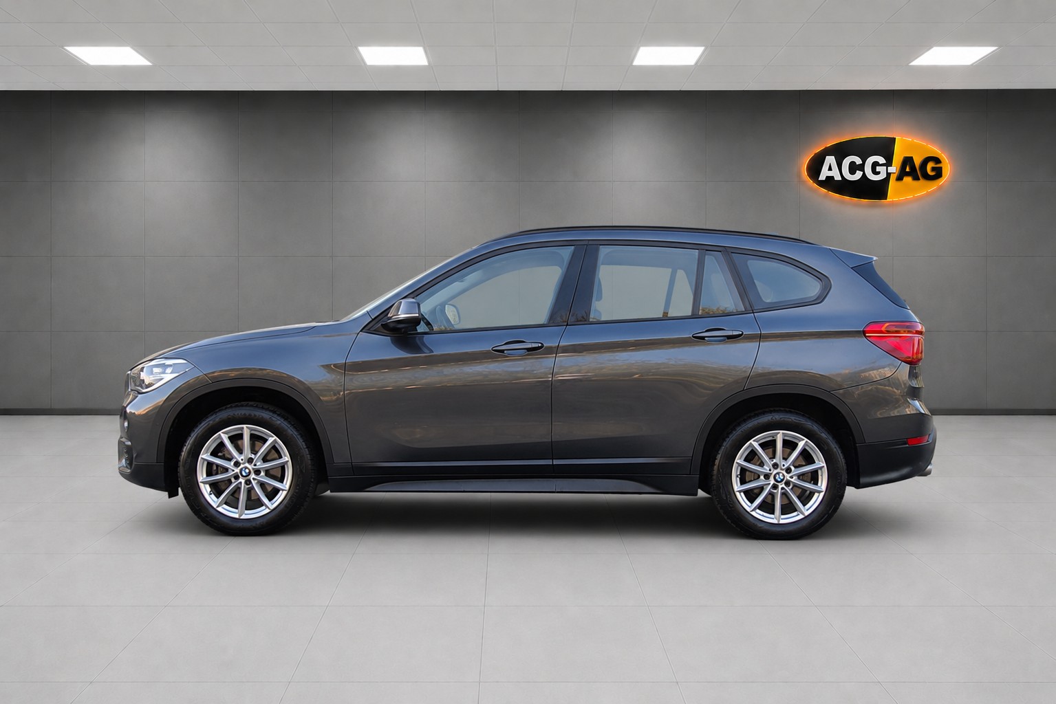 BMW X1 sDrive 18d Steptronic ** Gr-Navi ** Tempomat ** Klimaautomat ** PDC V+H ** Frisch Ab MFK & Service **-showroom-element-3