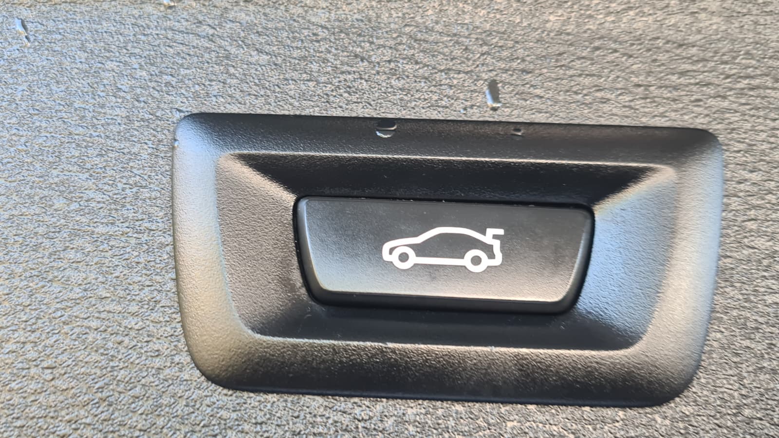 BMW X1 sDrive 18d Steptronic ** Gr-Navi ** Tempomat ** Klimaautomat ** PDC V+H ** Frisch Ab MFK & Service **-image-10