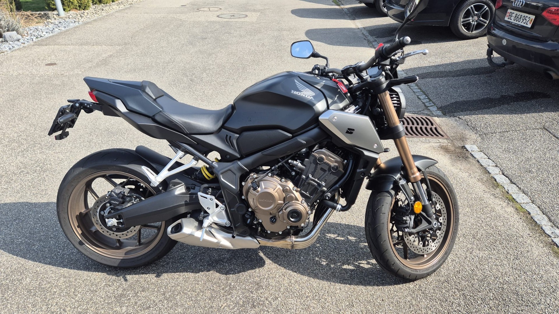 HONDA CB 650 R-image-2