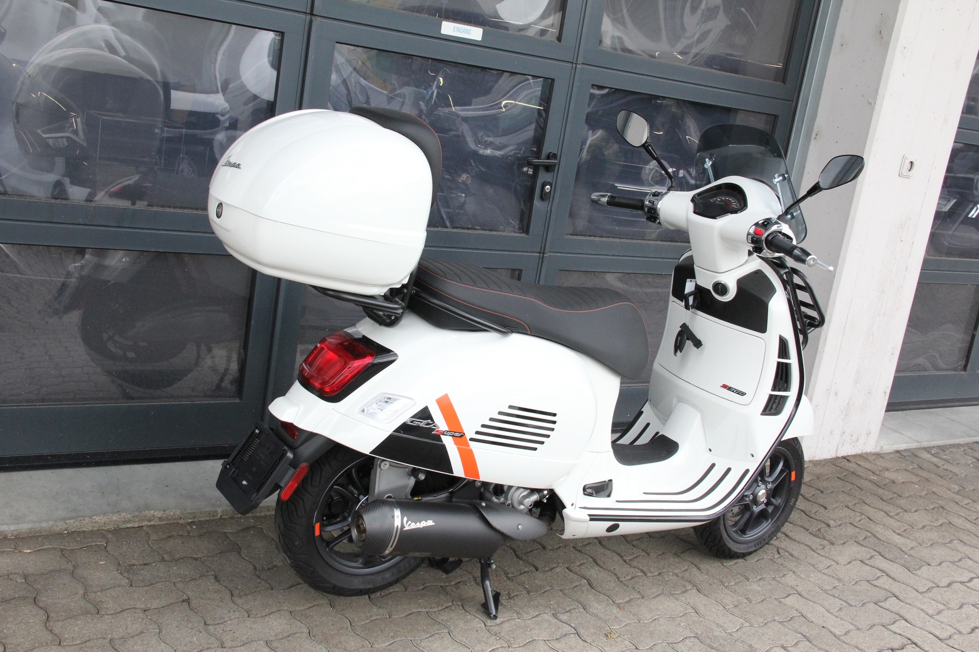 PIAGGIO Vespa GTS 300 Super Sport ABS-image-7