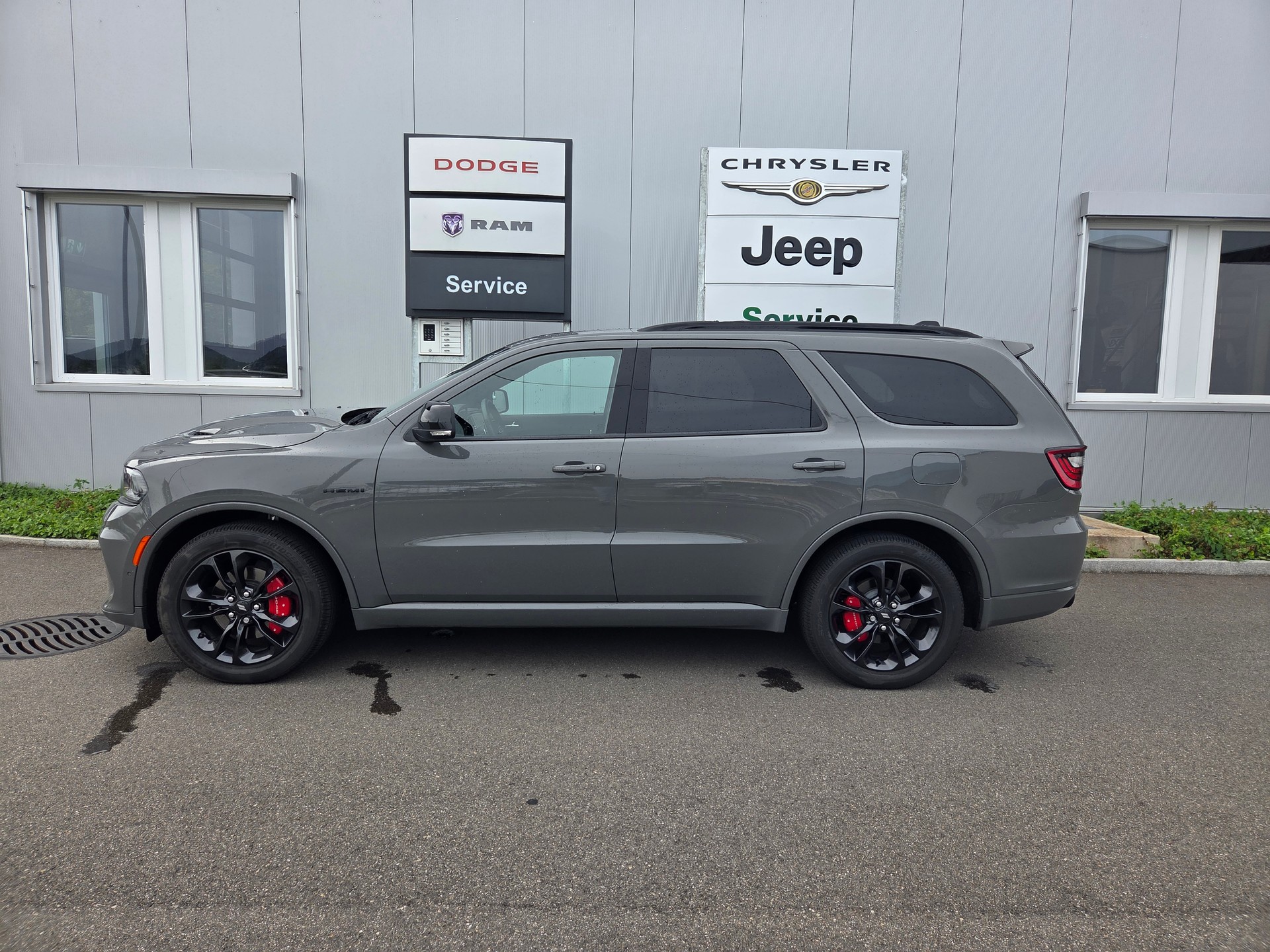 DODGE Durango 5.7 4x4 R/T 365PS / 7-Plätzer 3.5 T AHK / GRAIL Auspuff
