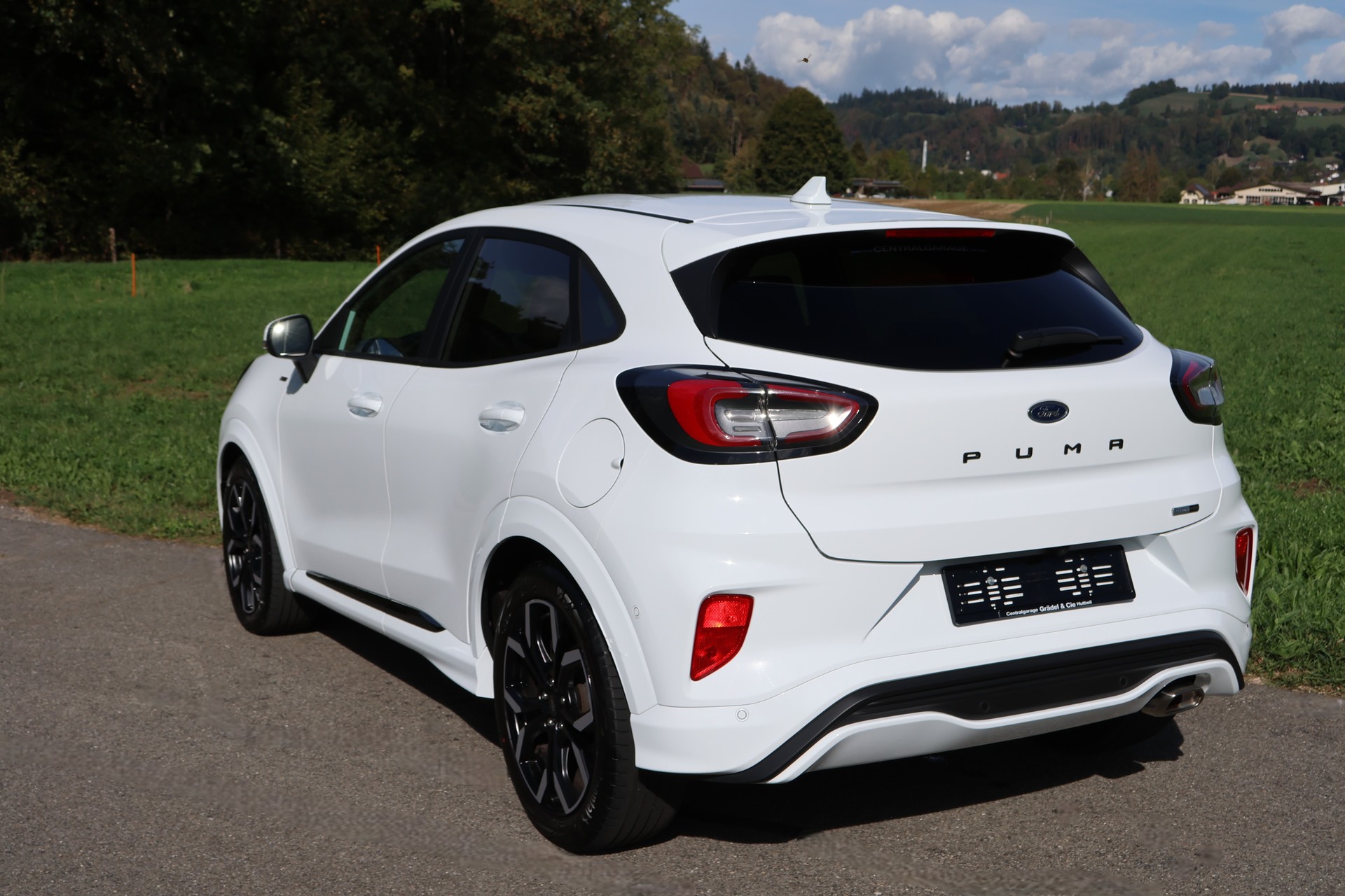 FORD Puma 1.0 MHEV ST-Line X-showroom-element-2