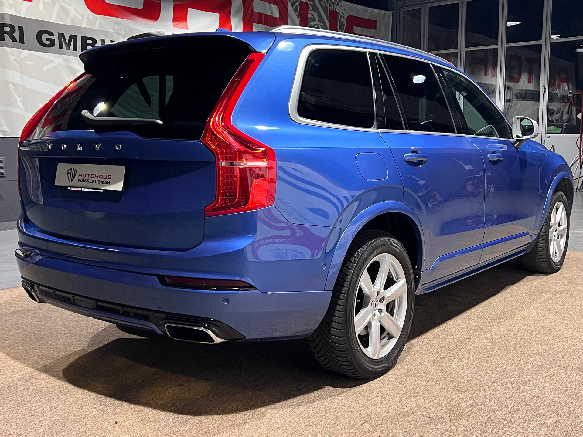 VOLVO XC90 T6 AWD R-Design Geartronic-showroom-element-2