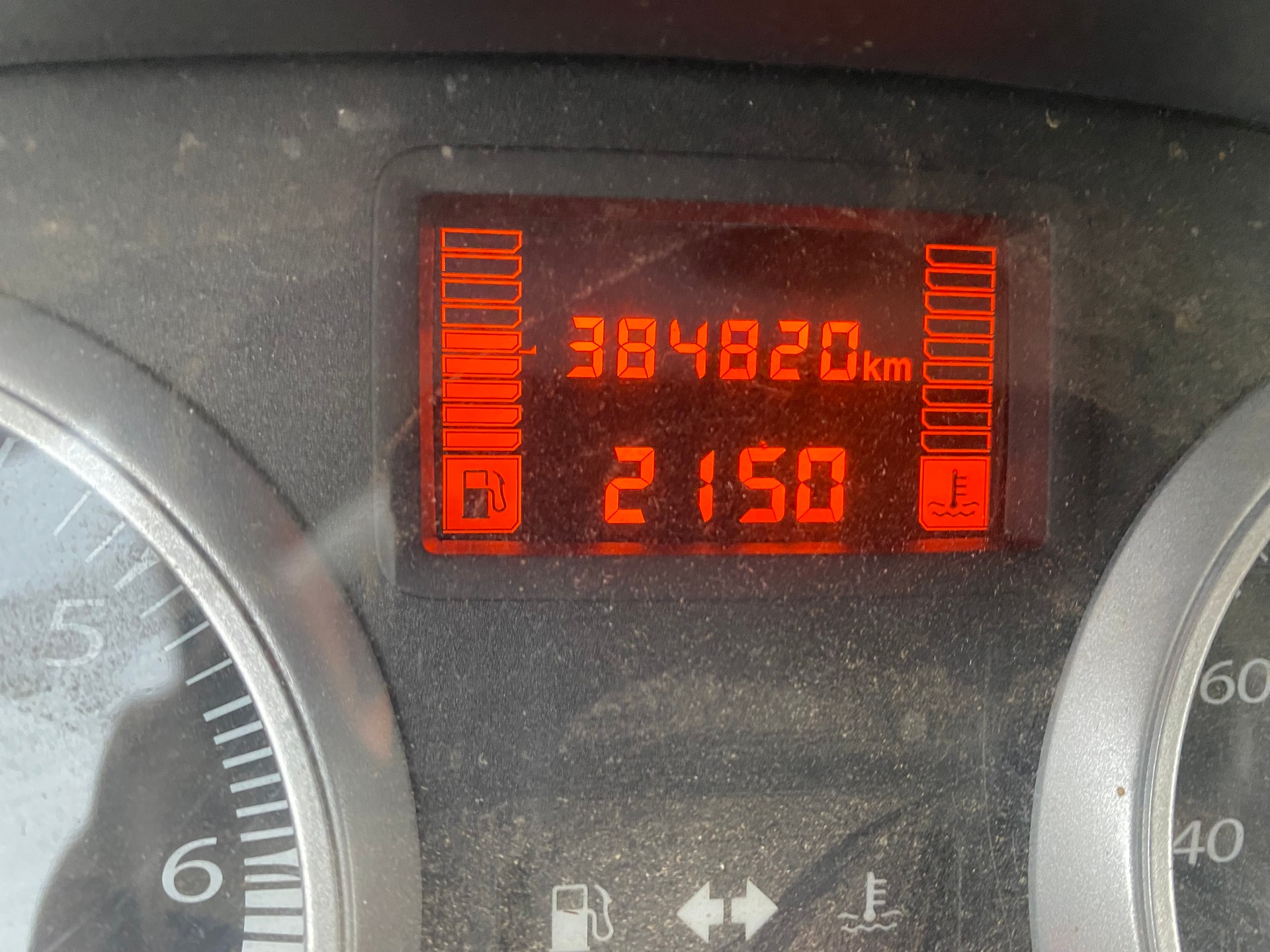 DACIA Duster 1.5 dCi Lauréate 4x4-image-7