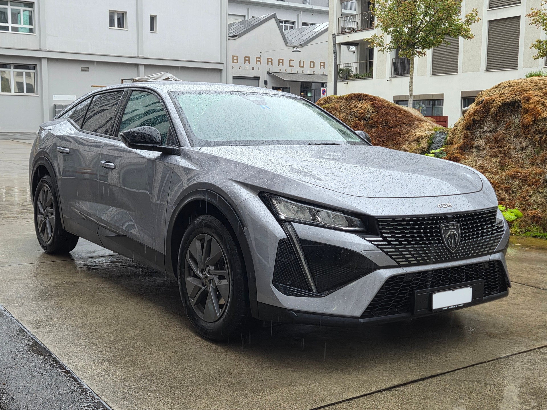 PEUGEOT 408 1.2 PureTech Allure EAT8-showroom-element-1