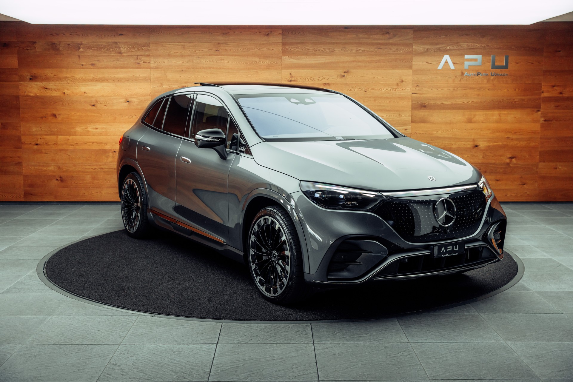 MERCEDES-BENZ EQE 500 4 Matic Executive Edition