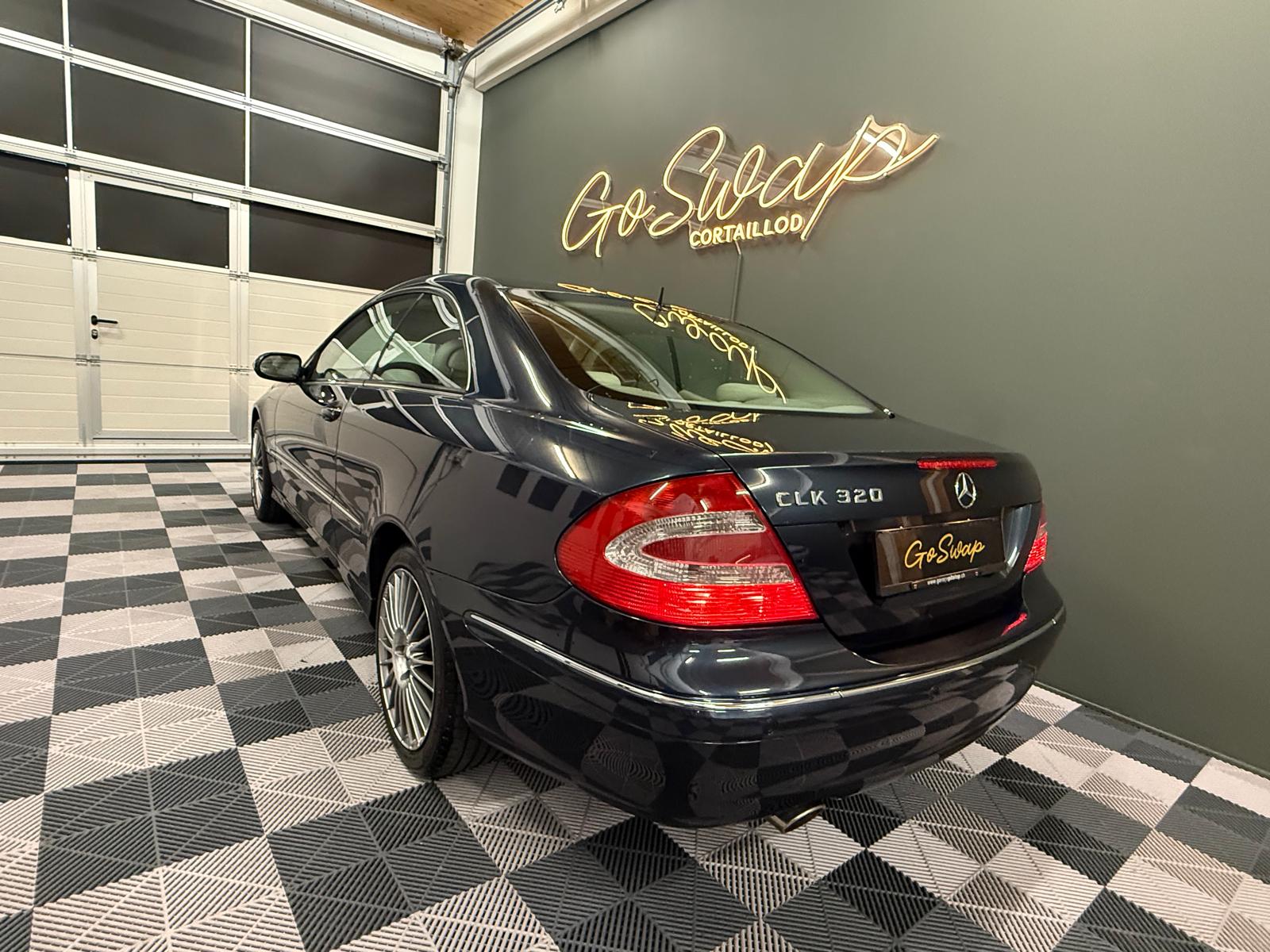 MERCEDES-BENZ CLK 320 Elégance Automatic-showroom-element-3