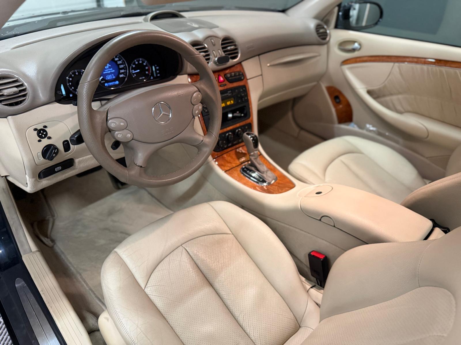 MERCEDES-BENZ CLK 320 Elégance Automatic-showroom-element-1