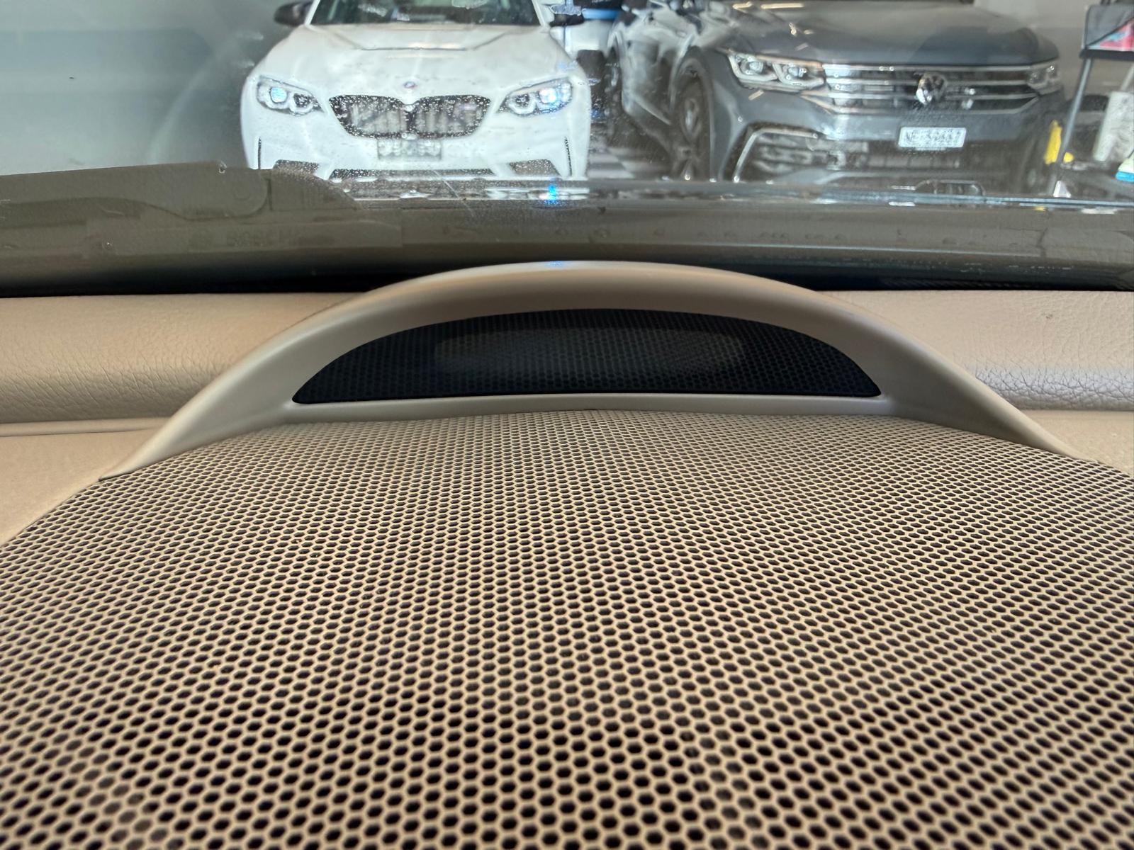 MERCEDES-BENZ CLK 320 Elégance Automatic-image-22