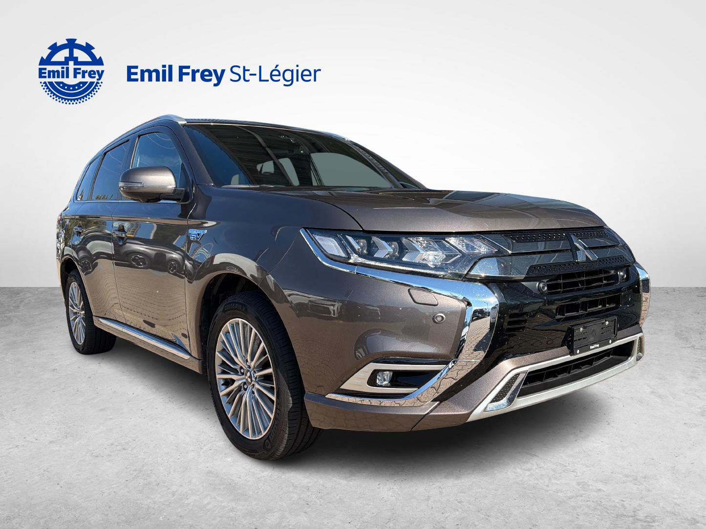 MITSUBISHI Outlander 2.4 PHEV Diamond+-image-6