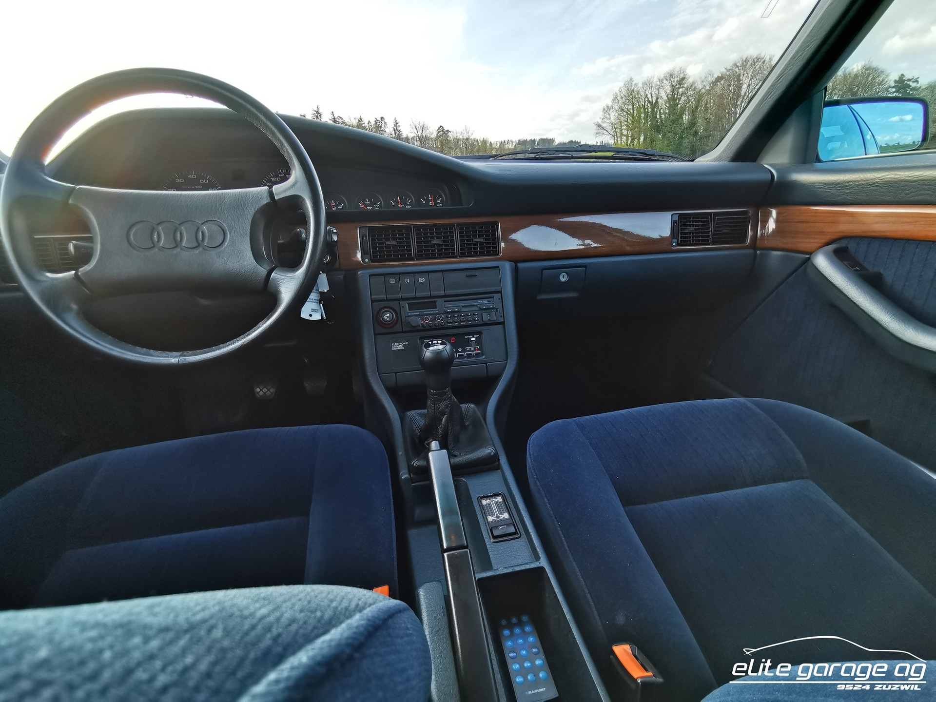 AUDI 200 Turbo 20V quattro-image-12