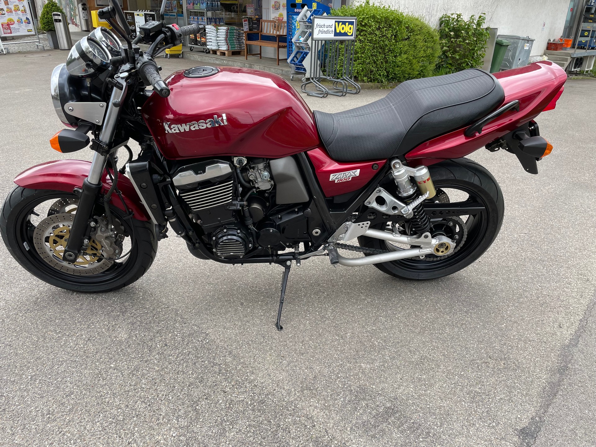KAWASAKI ZRX 1100-image-4