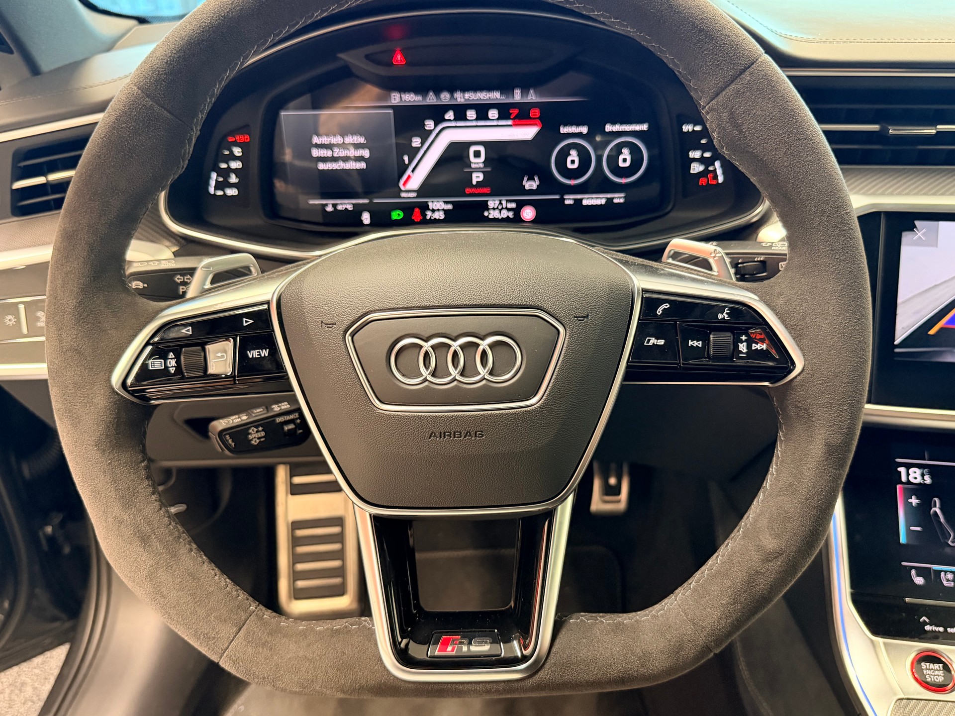 AUDI RS6 Avant 4.0 TFSI V8 Performance quattro-image-21