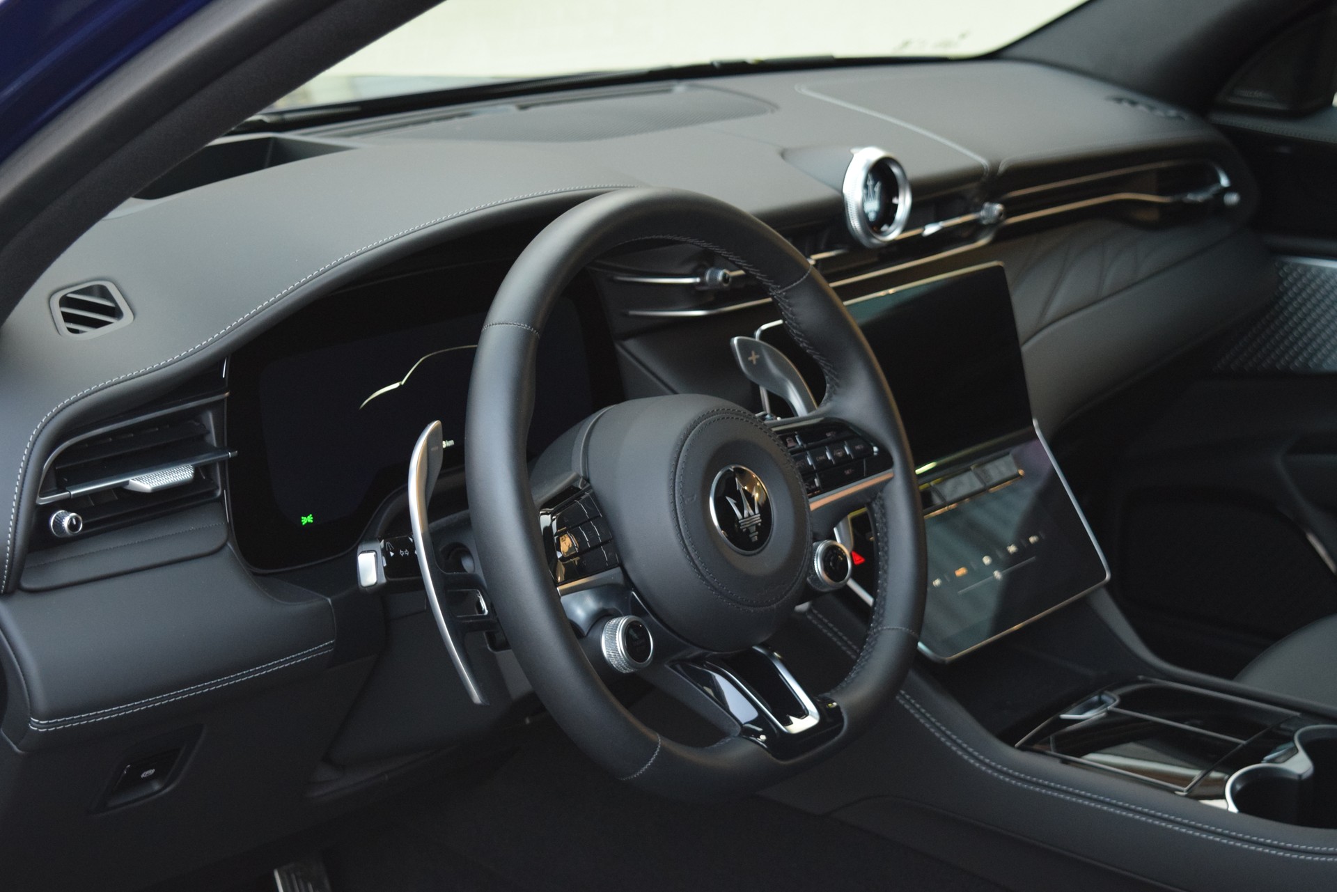 MASERATI Grecale 2.0 MHEV Modena Hybrid Automatica-image-10