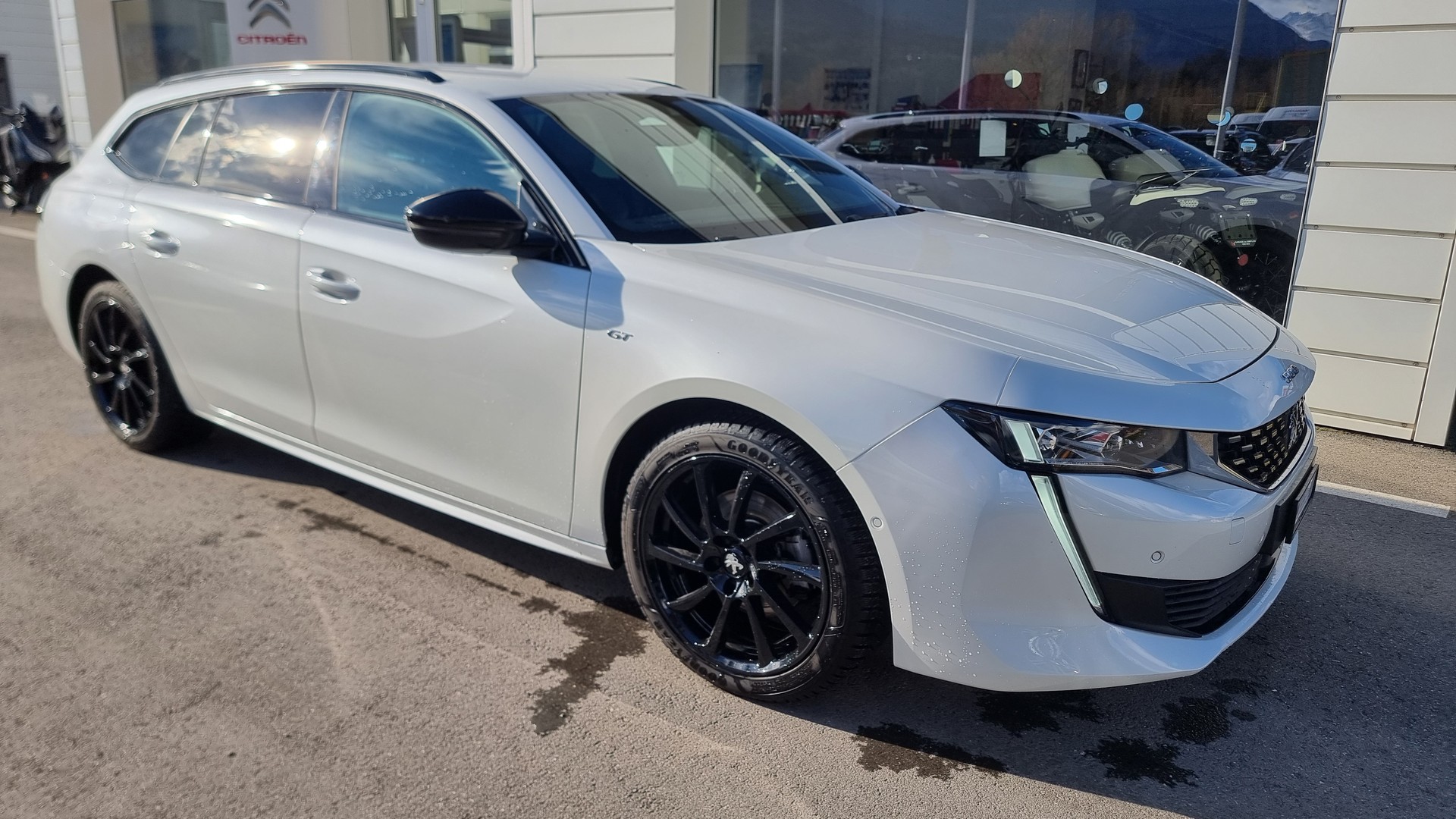 PEUGEOT 508 SW 1.6 Pure Tech GT Line EAT8-image-1