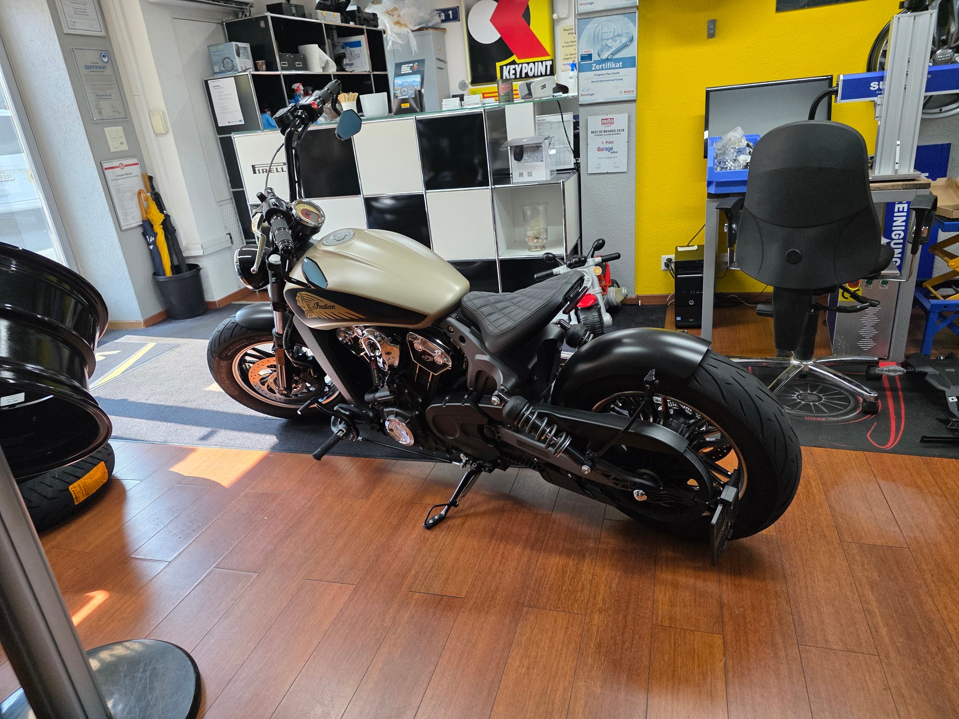 INDIAN Scout ABS-image-1
