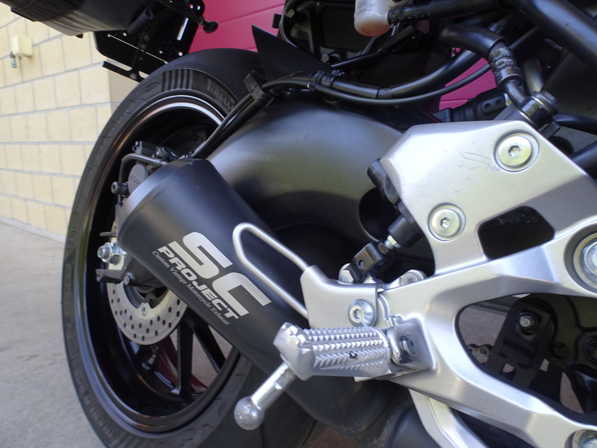 YAMAHA XSR 900 Abarth-image-13