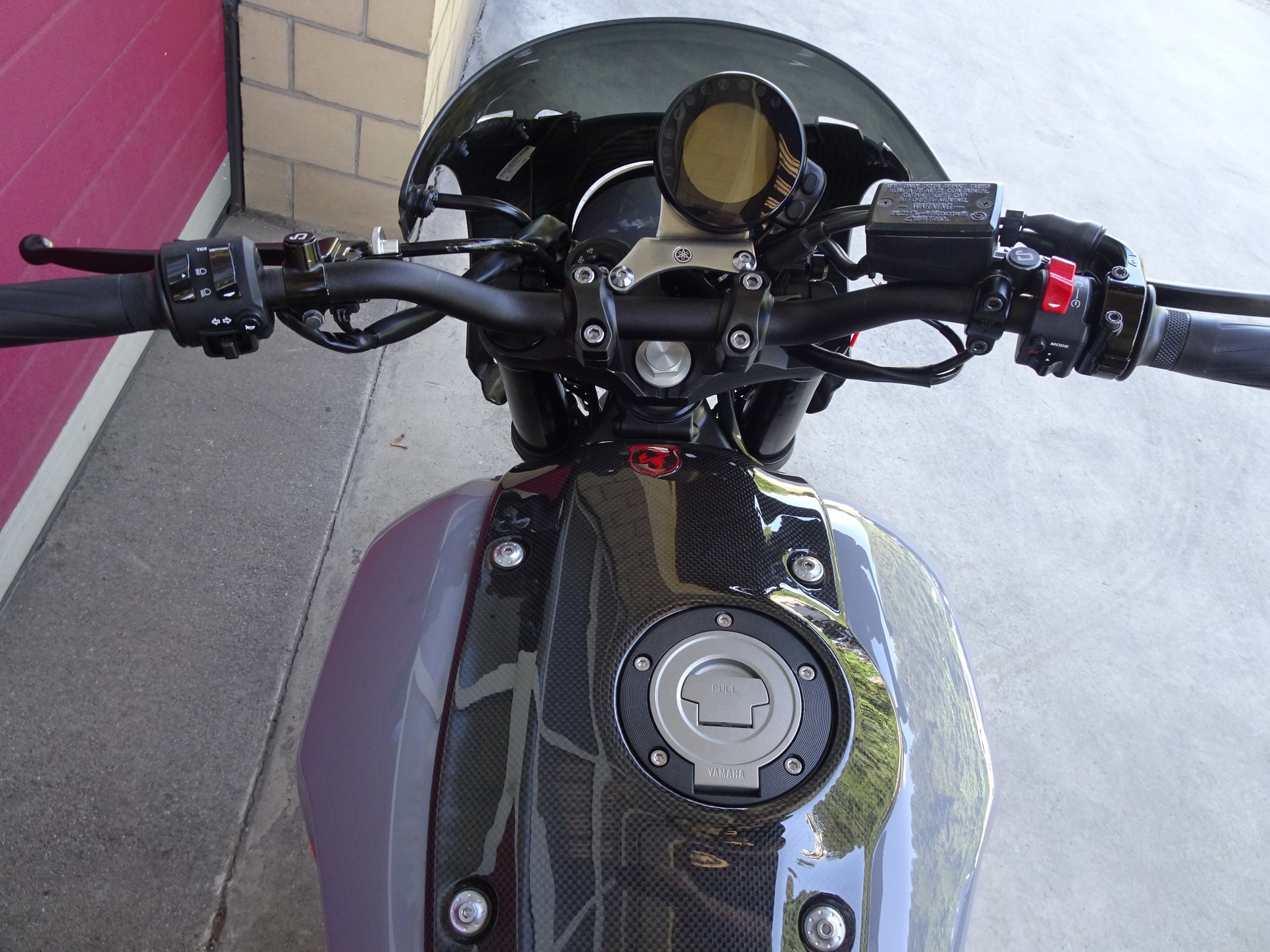 YAMAHA XSR 900 Abarth-image-5