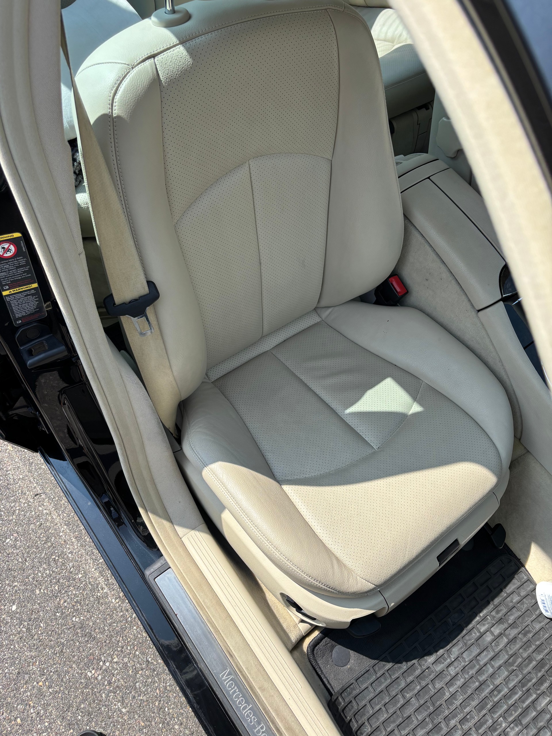 MERCEDES-BENZ E 240 Avantgarde-image-11