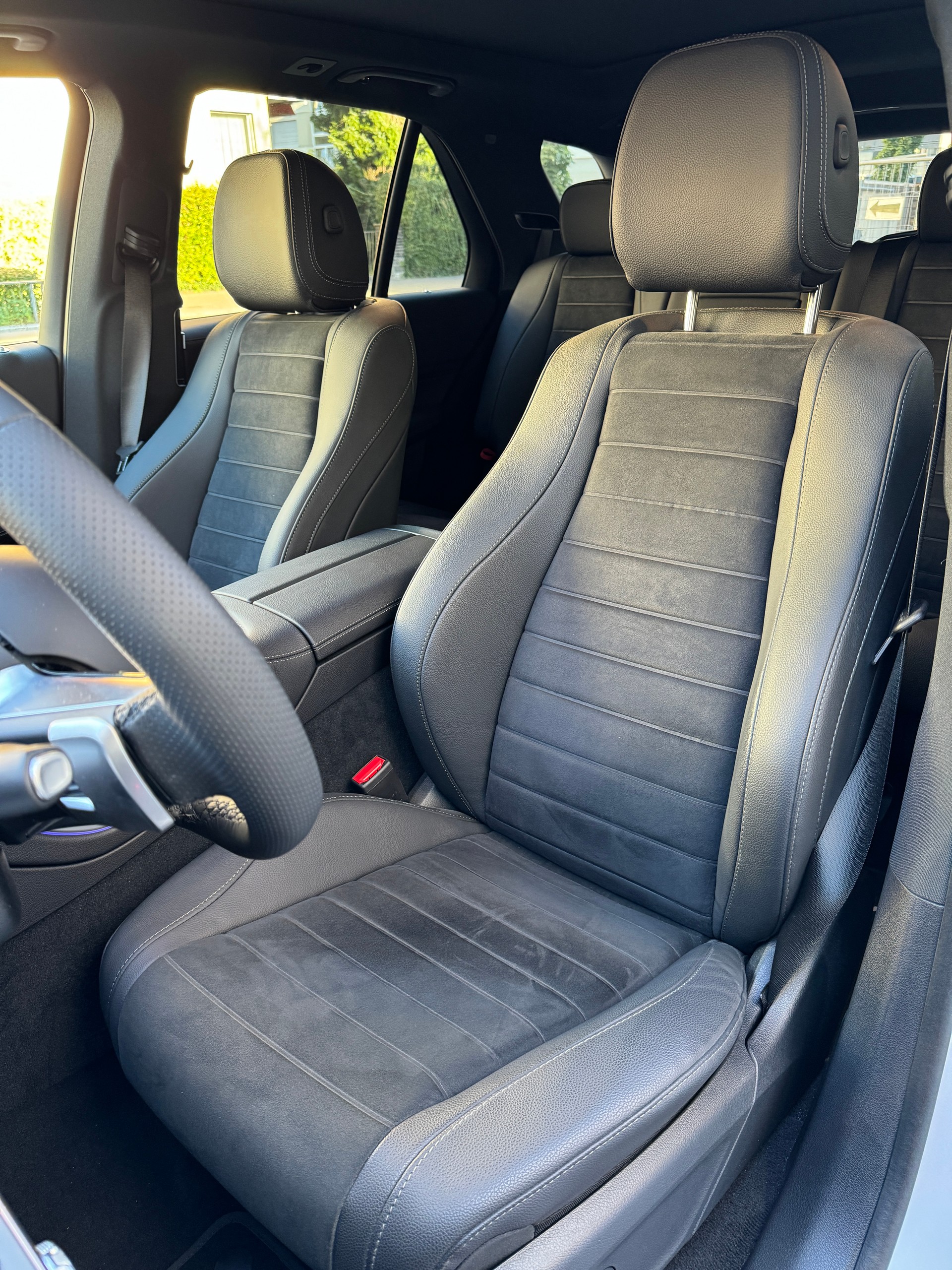 MERCEDES-BENZ GLE 300 d 4Matic 9G-Tronic-image-13