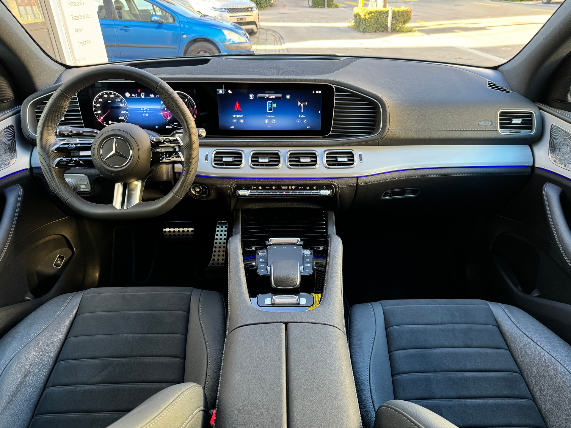 MERCEDES-BENZ GLE 300 d 4Matic 9G-Tronic-image-9