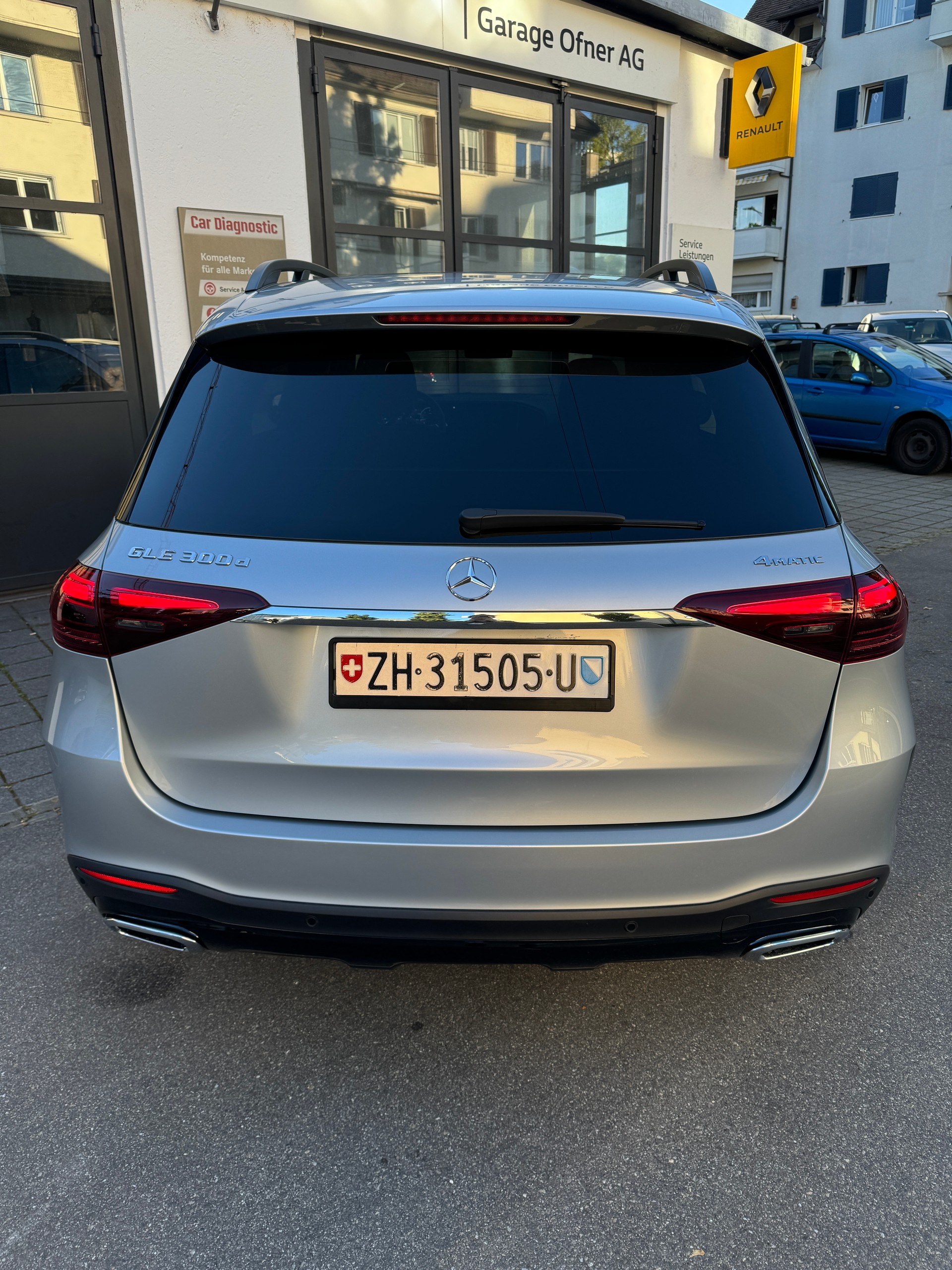 MERCEDES-BENZ GLE 300 d 4Matic 9G-Tronic-image-7