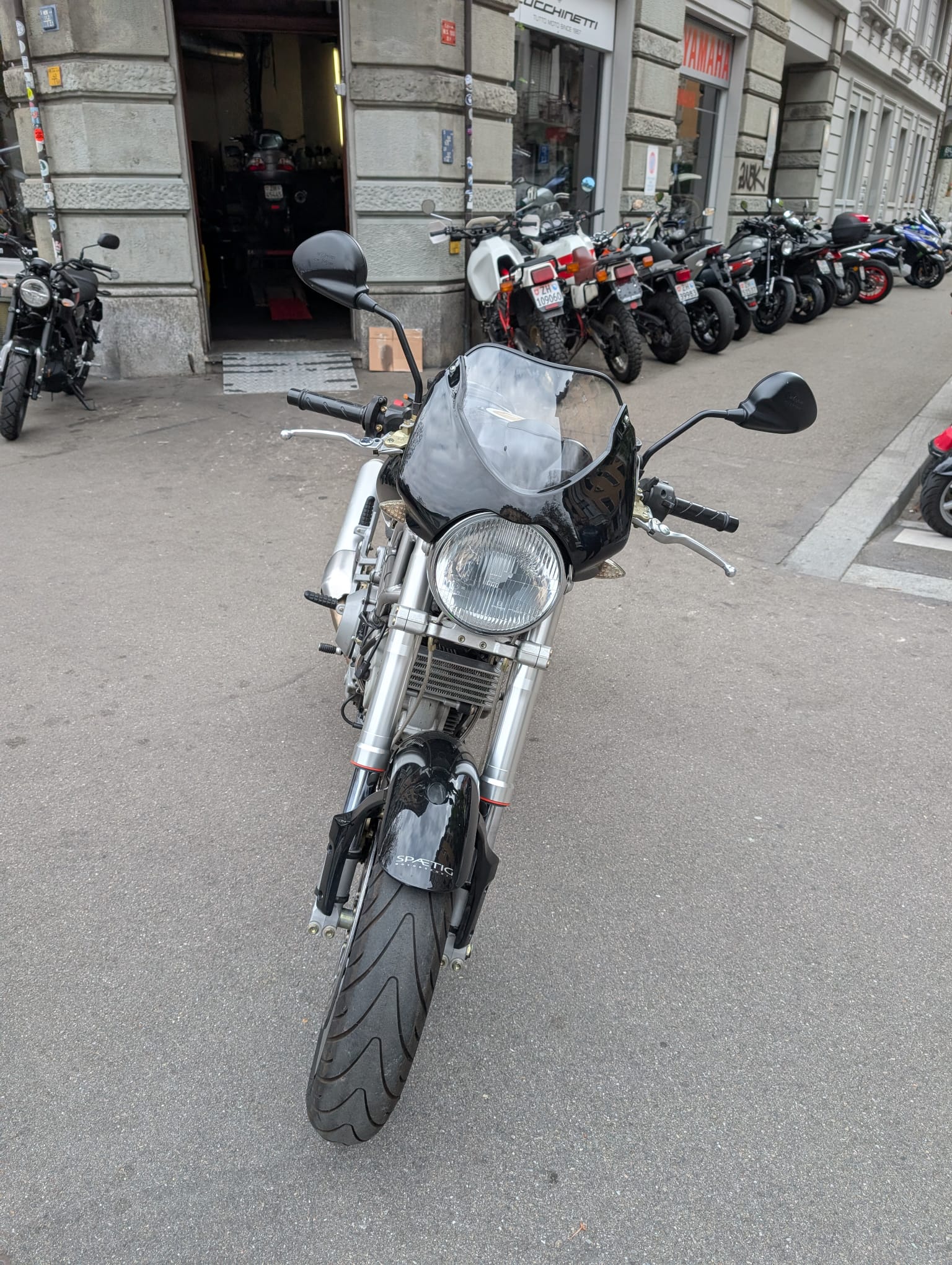 DUCATI Monster 1000 i.e.-image-9
