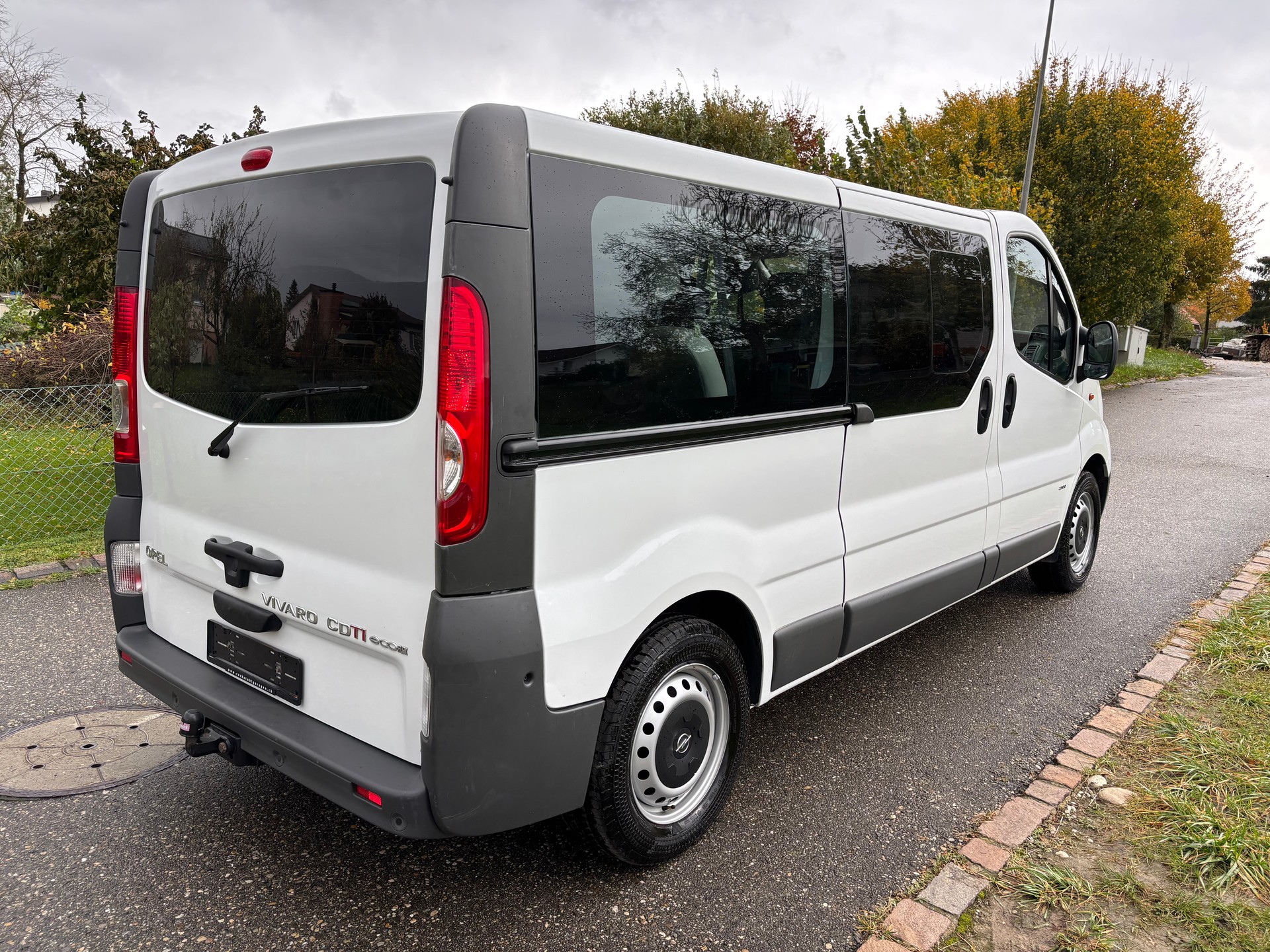 OPEL Vivaro 2.0 CDTI ecoFLEX 2.9t L2H1 Easytronic-image-4