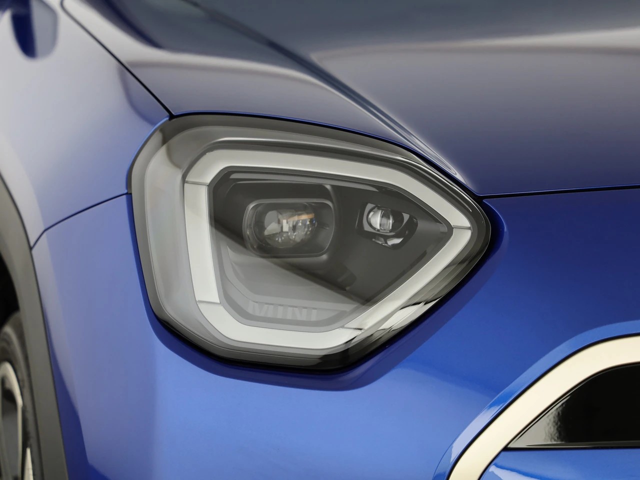 MINI Aceman SE-showroom-element-2