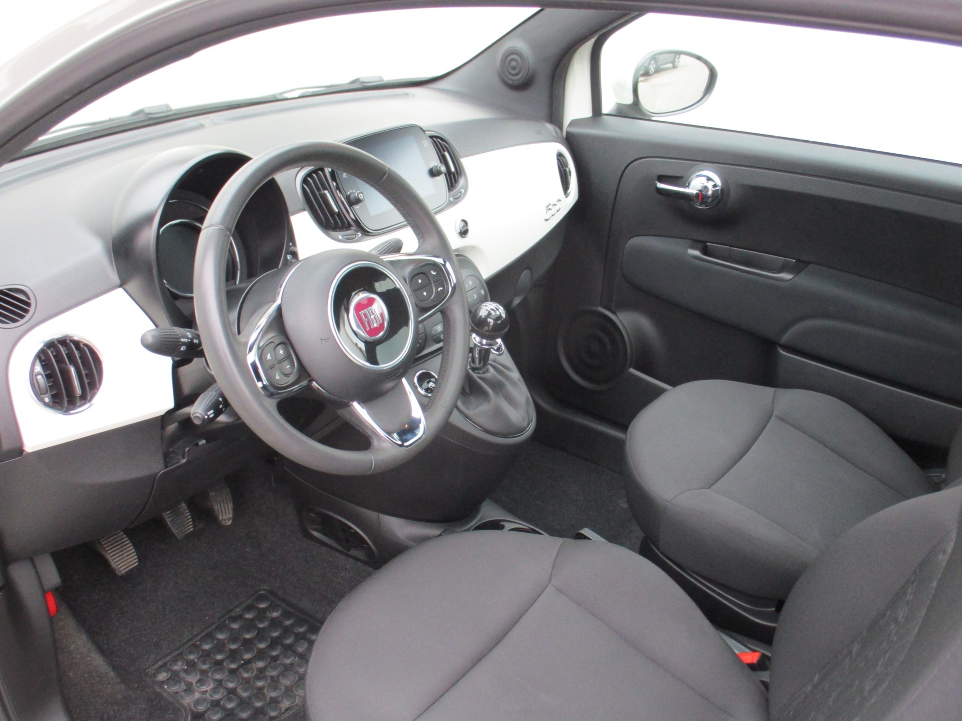 FIAT 500 1.0 GSE MildHybrid Lounge-image-4