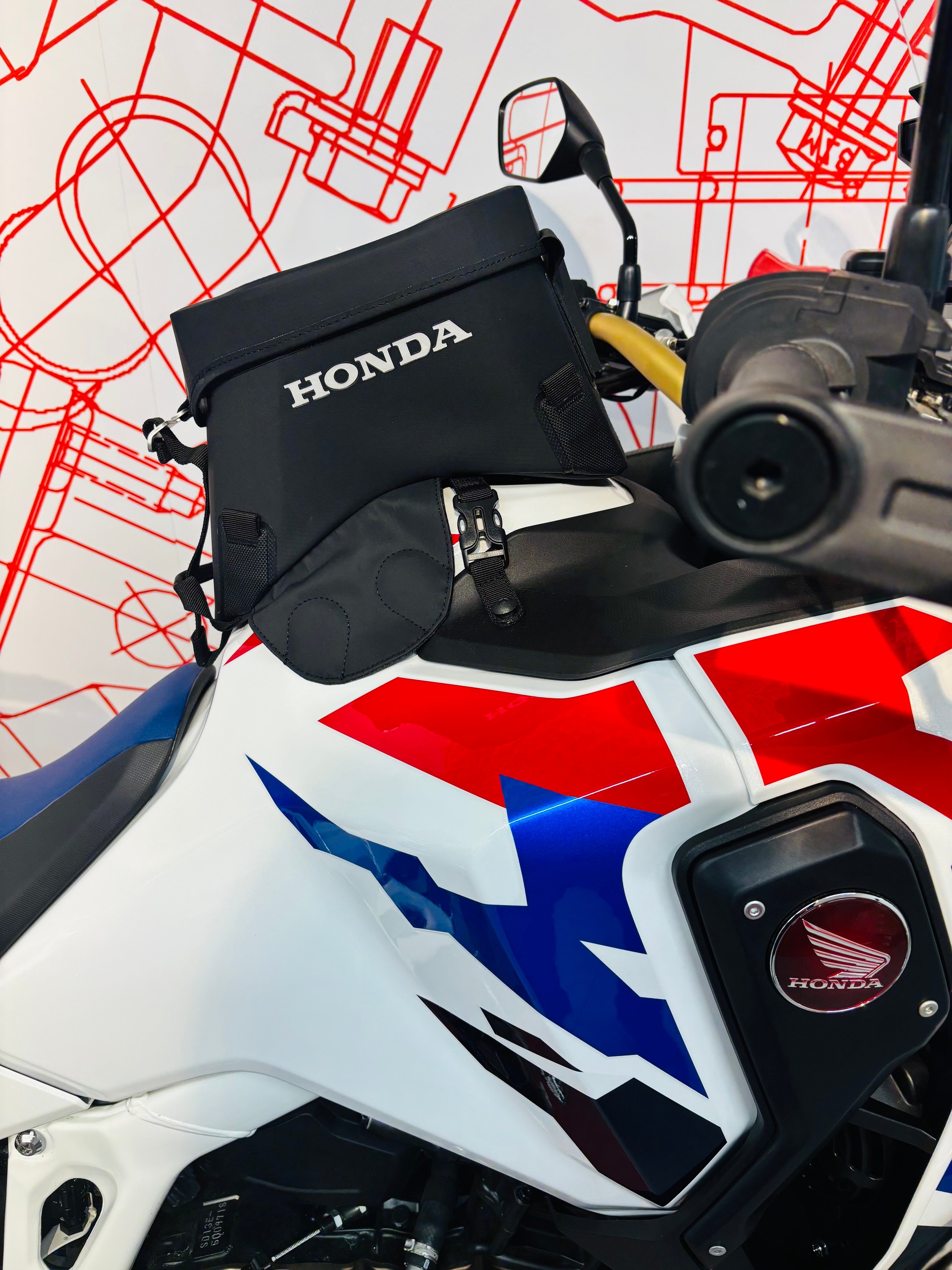 HONDA CRF 1100 DCT Africa Twin Adventure Sports-showroom-element-3