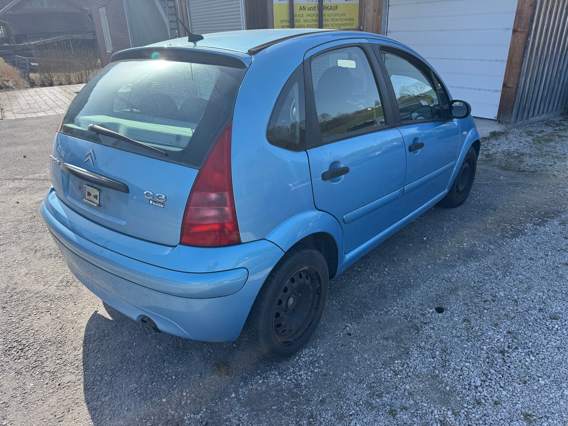 CITROEN C3 1.1i Furio-image-2