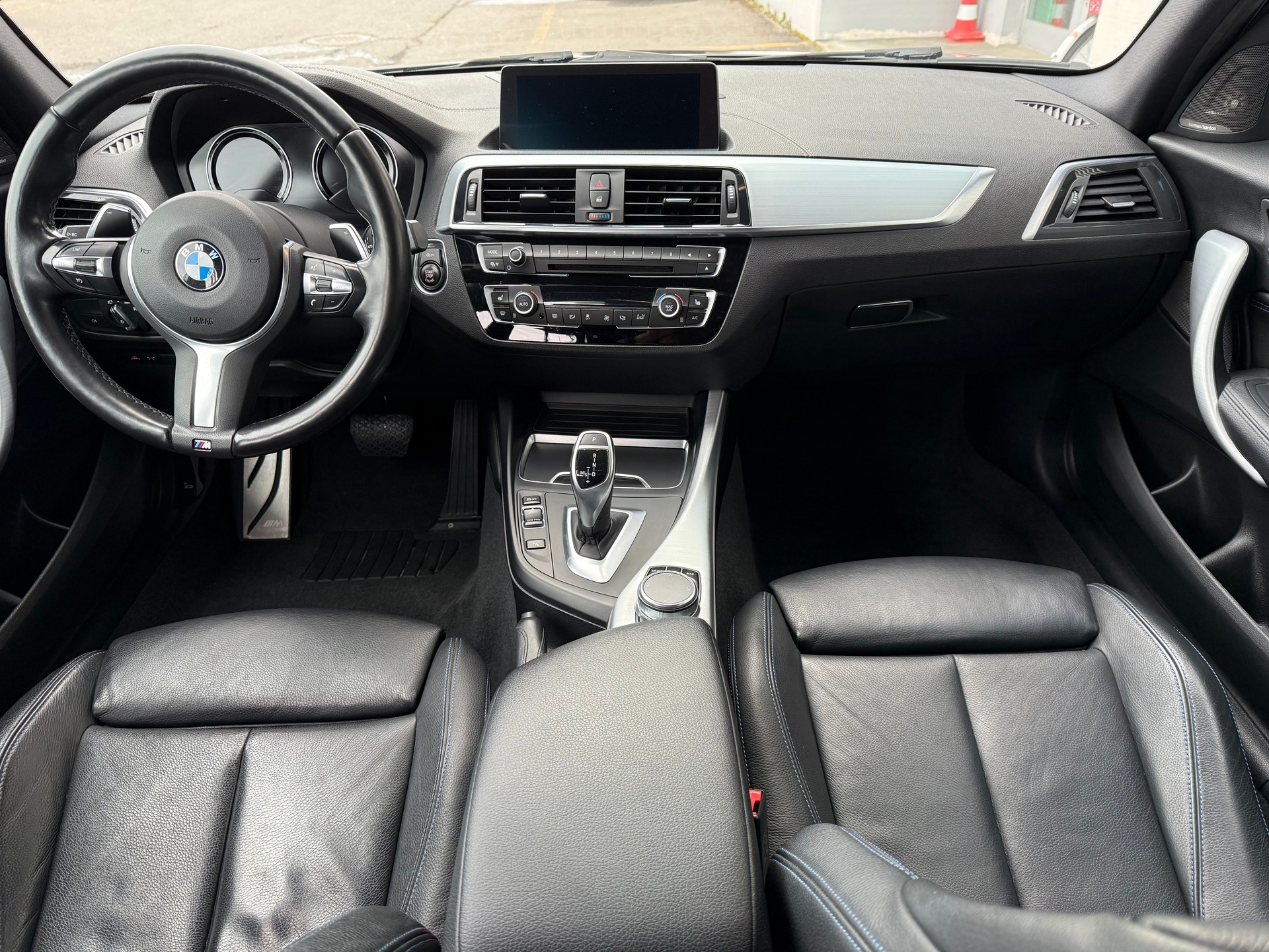 BMW M140i xDrive Steptronic-image-14