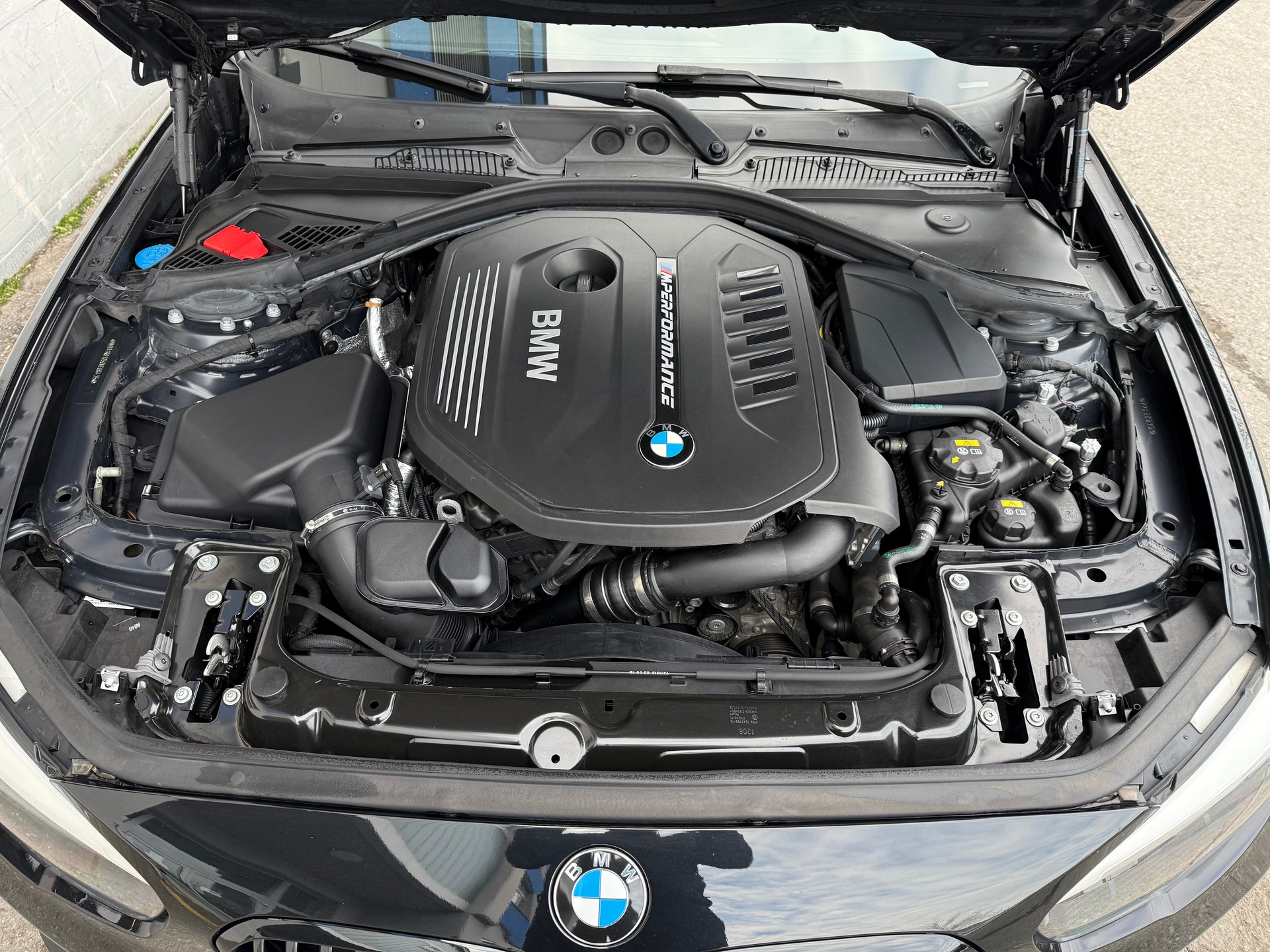 BMW M140i xDrive Steptronic-image-21