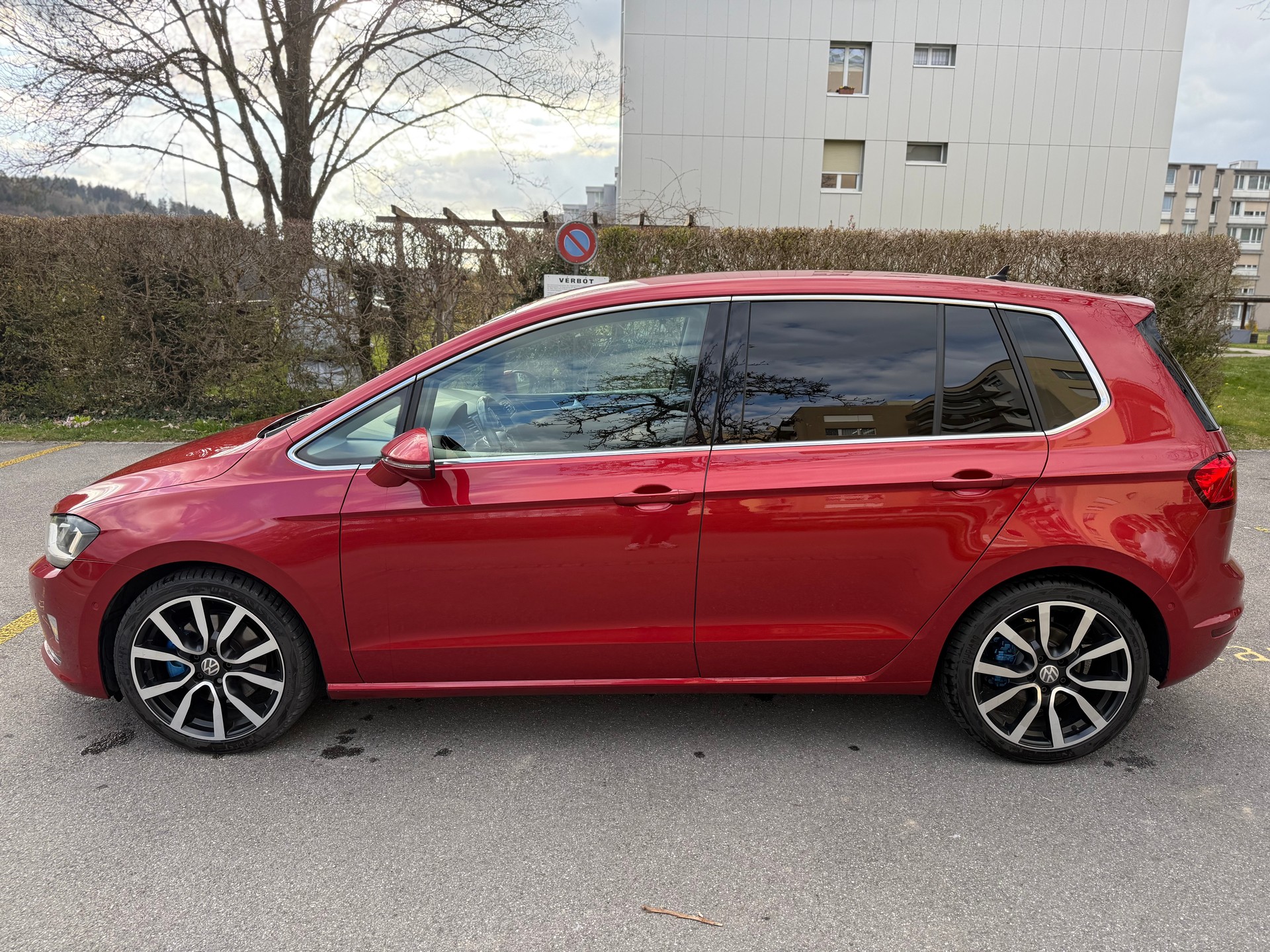 VW Golf Sportsvan 2.0 TDI Comfortline DSG-image-6