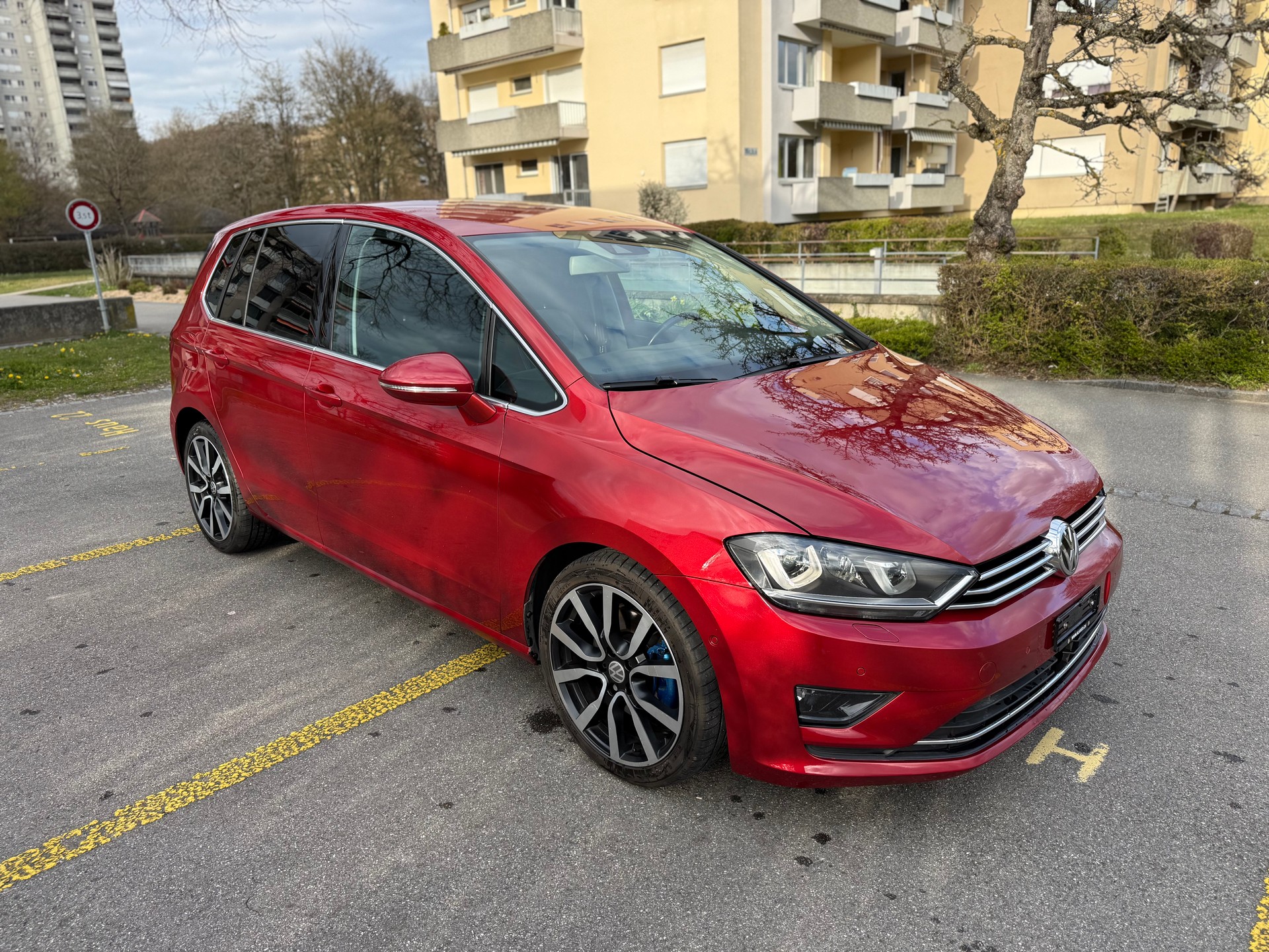 VW Golf Sportsvan 2.0 TDI Comfortline DSG-image-5
