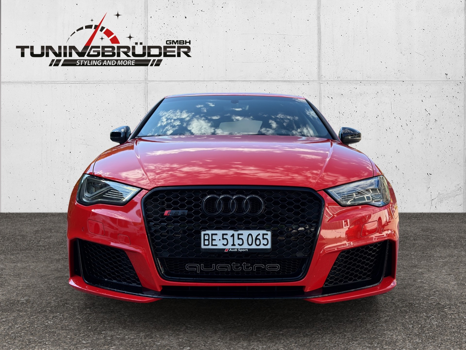 AUDI RS3 2.5 TSI quattro S-tronic-showroom-element-2