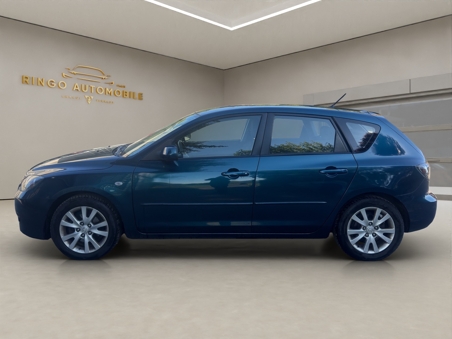 MAZDA 3 1.6 16V Exclusive-showroom-element-3
