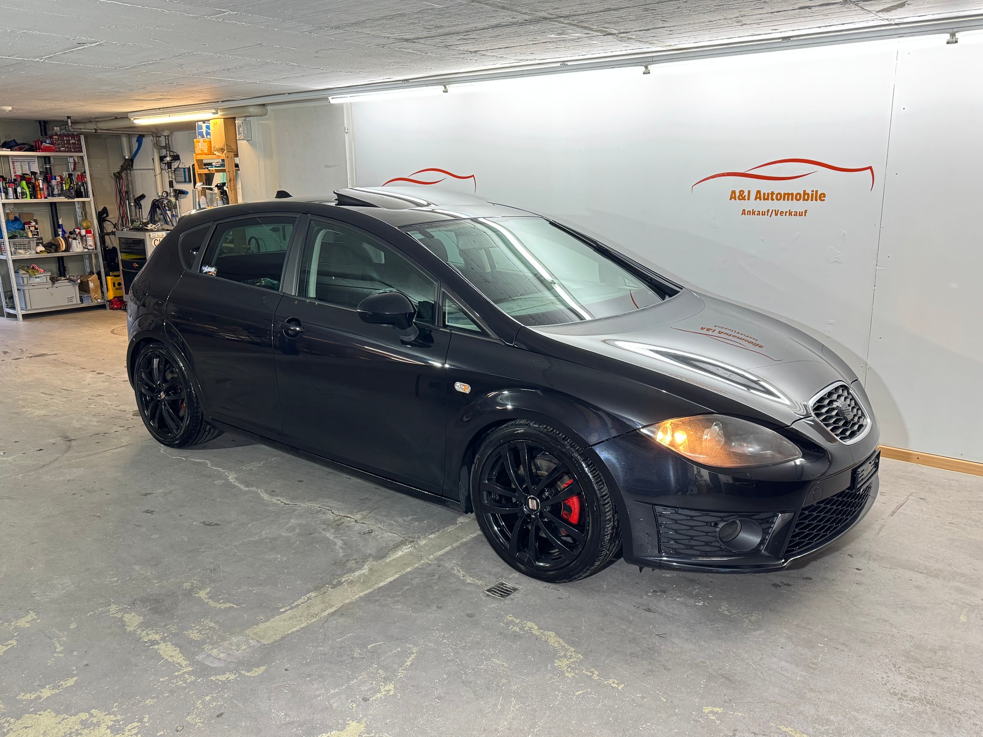 SEAT Leon 2.0 TSI FR DSG-image-1