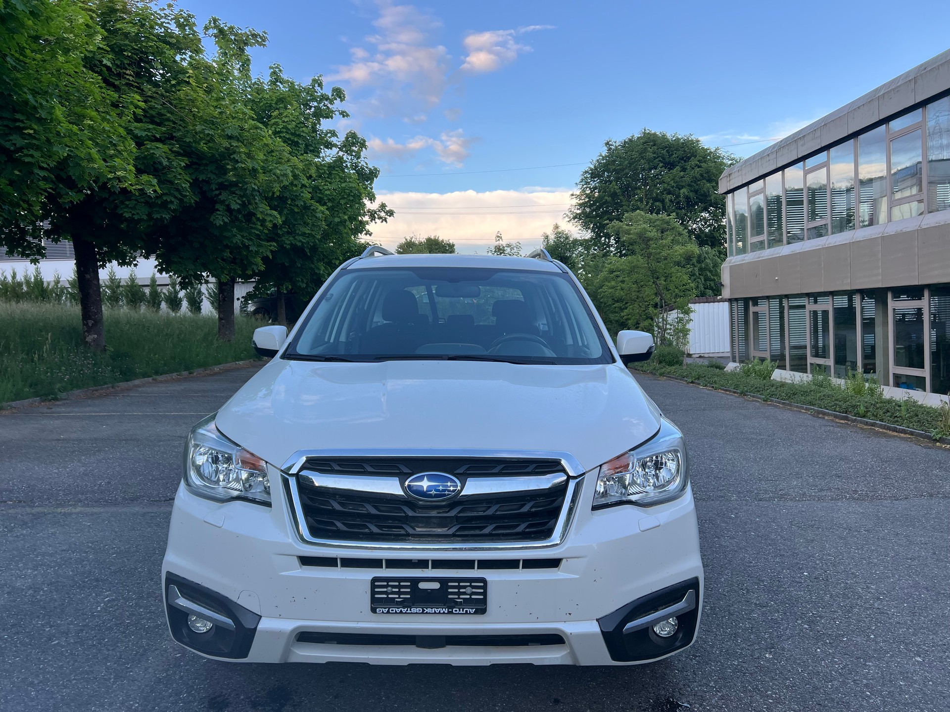 SUBARU Forester 2.0i Swiss Lineartronic