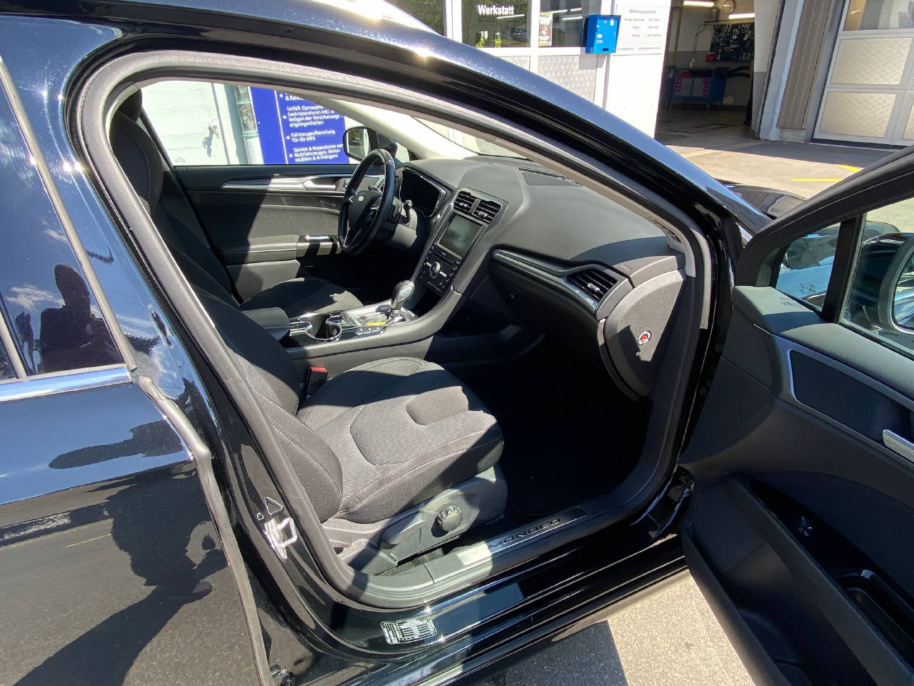 FORD Mondeo Station Wagon 2.0 TDCi 180 Titanium 4x4-image-11