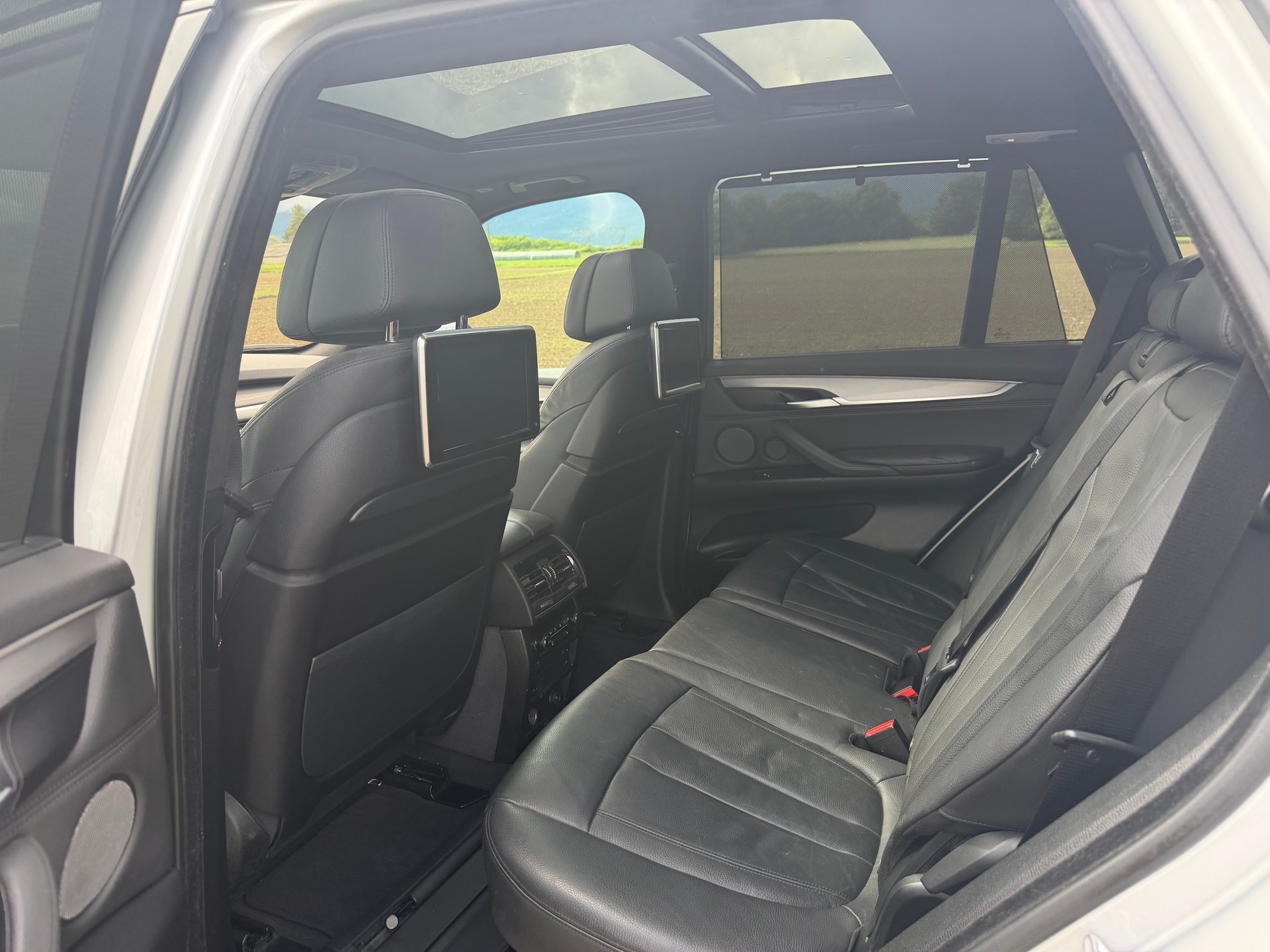 BMW X5 xDrive M50d Steptronic-image-10