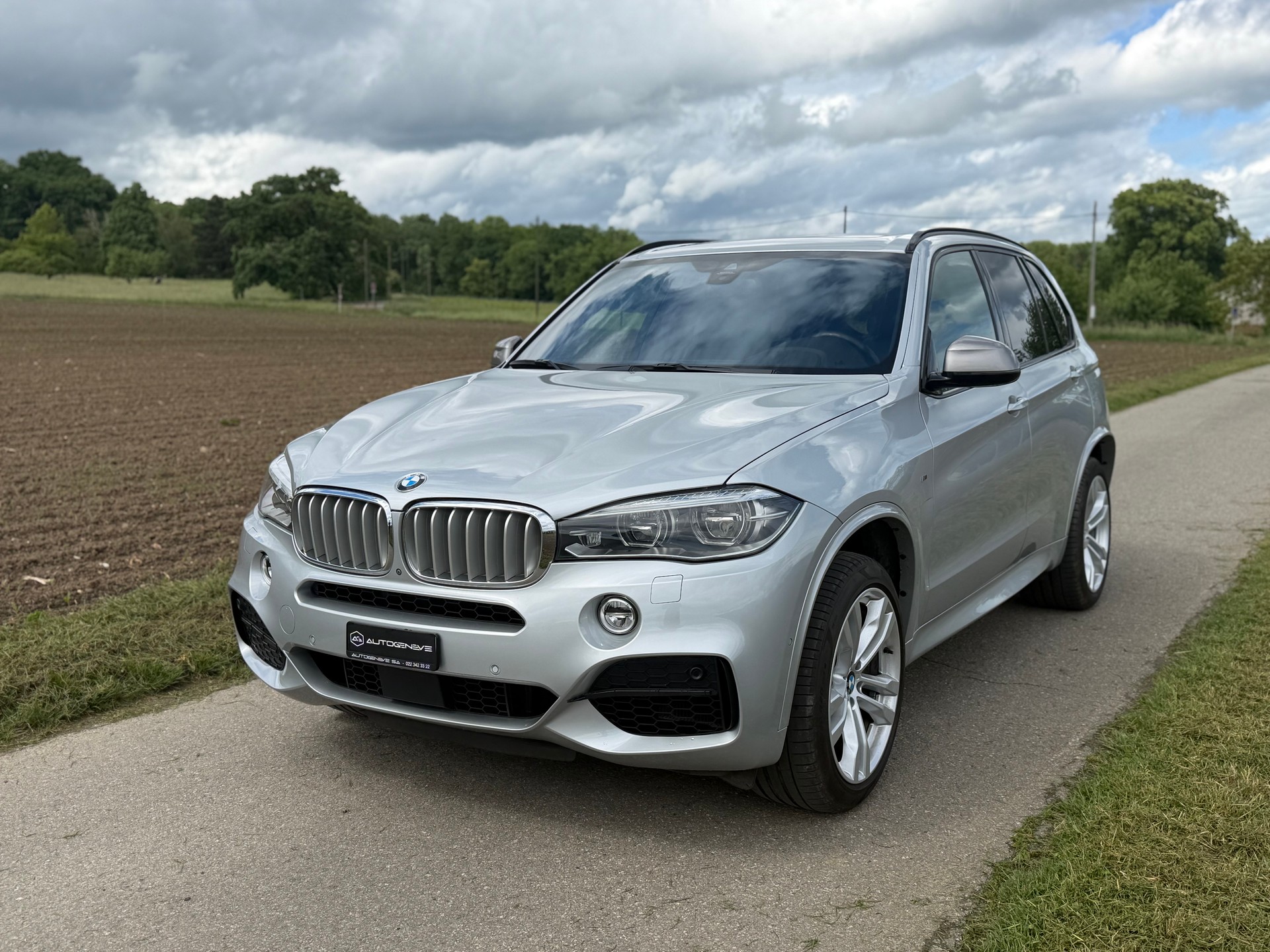 BMW X5 xDrive M50d Steptronic-image-1