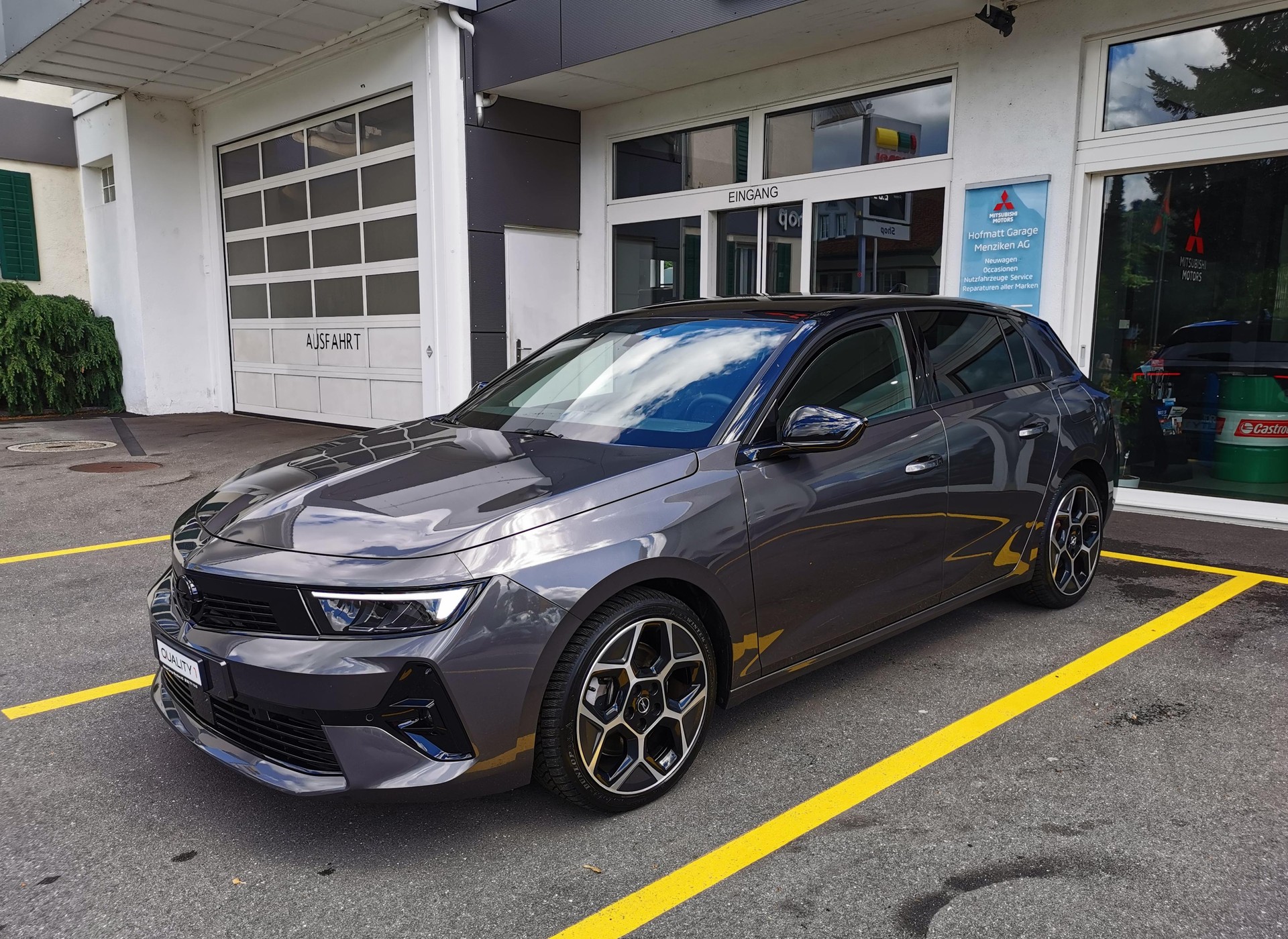 OPEL Astra 1.6 T PHEV 180 Swiss Premium-image-2